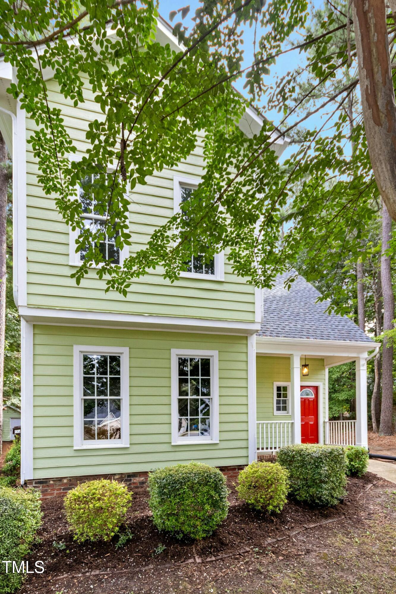 8 Brevard Court
