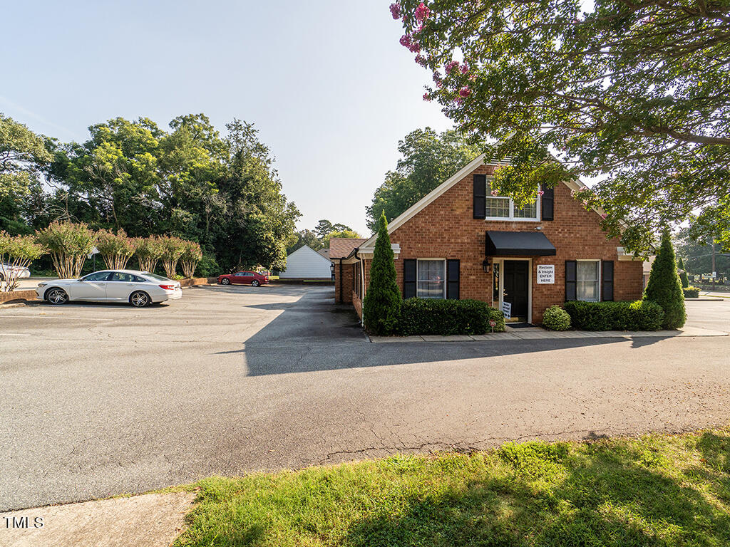 1211 A S Main Street A
