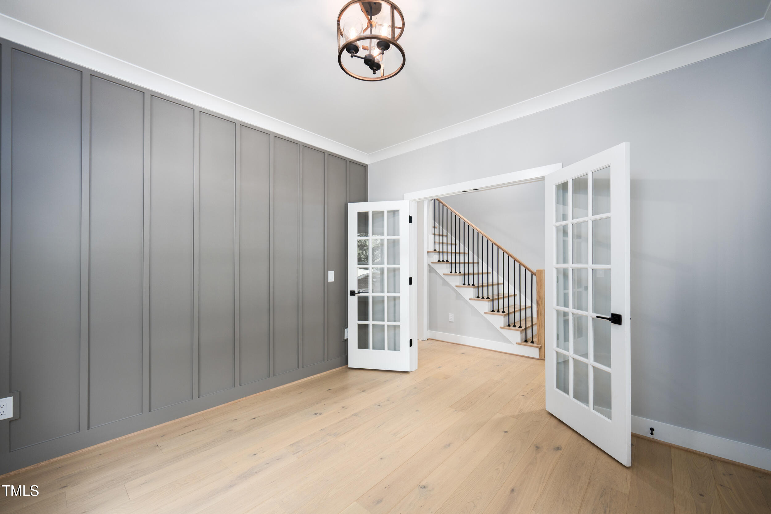 52 Circle Drive