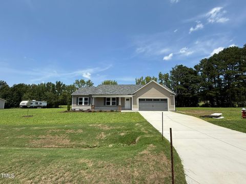 332 Magnolia Run Way Benson NC 27504