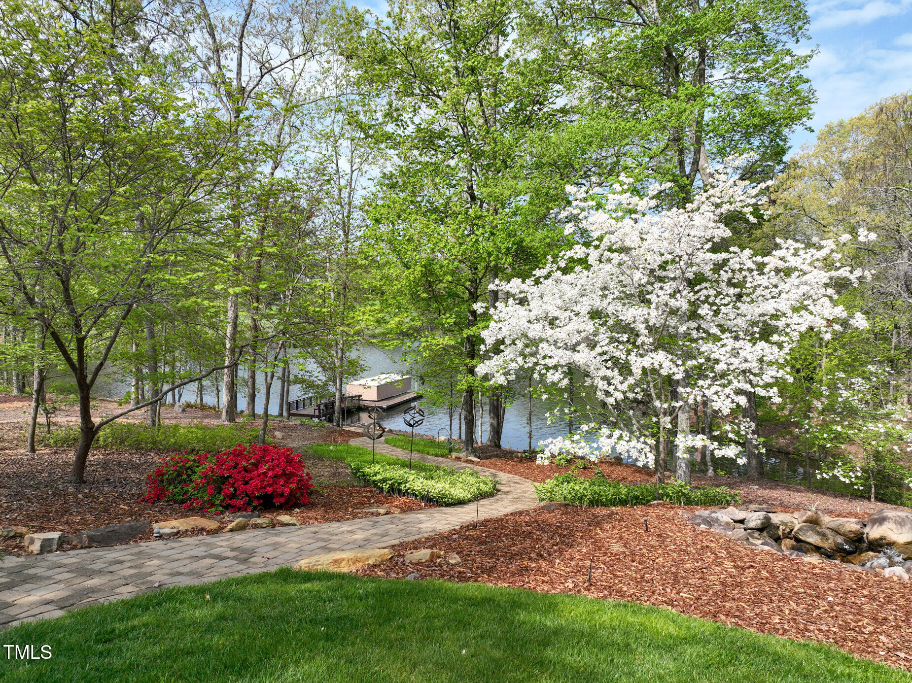 345 Porter'S Glen