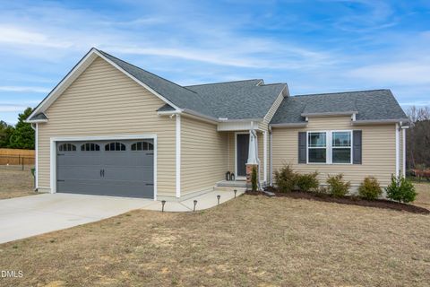 69 Wynd Crest Way Street Benson NC 27504