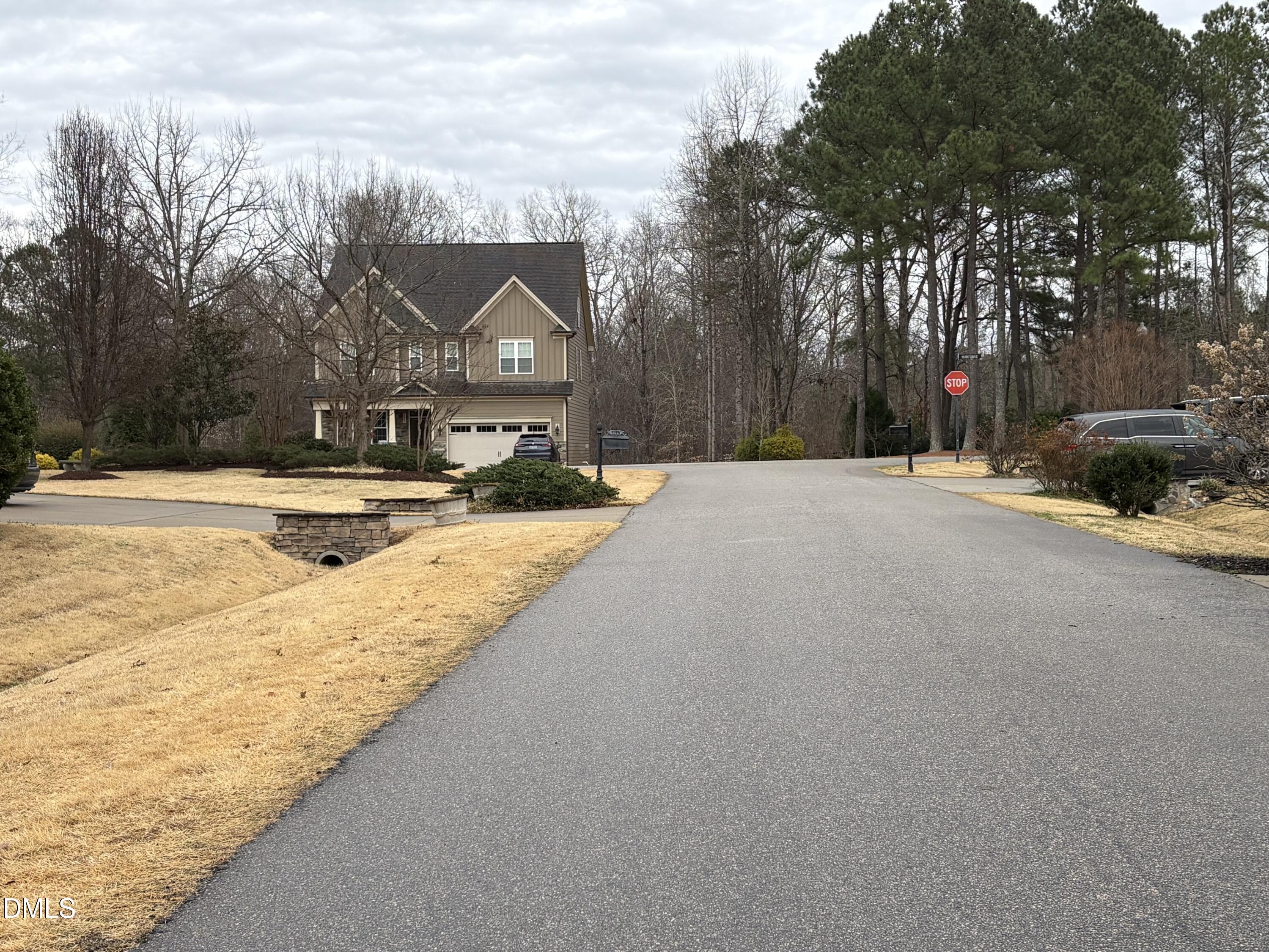 1112 Armsleigh Court