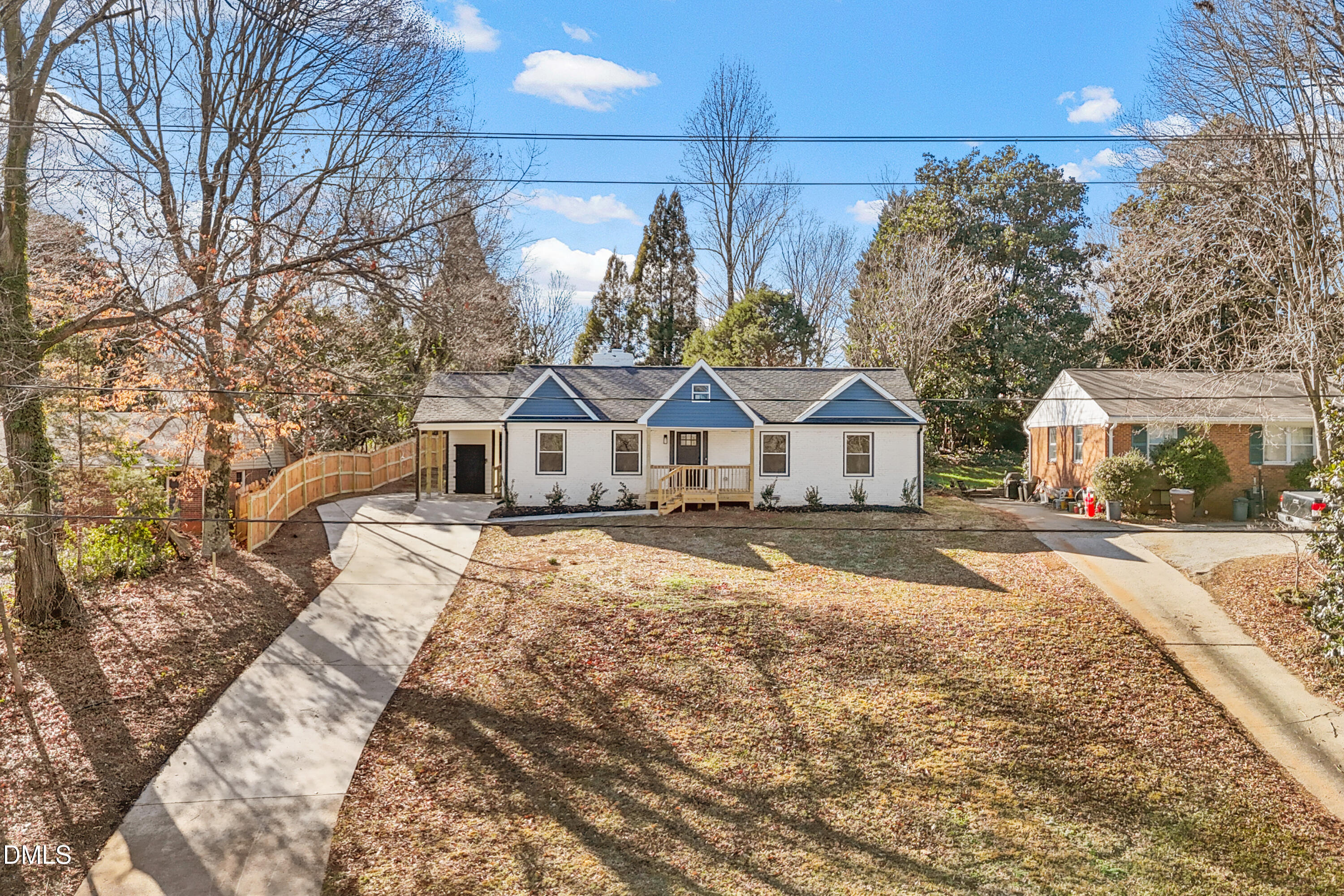 1009 Benjamin Parkway