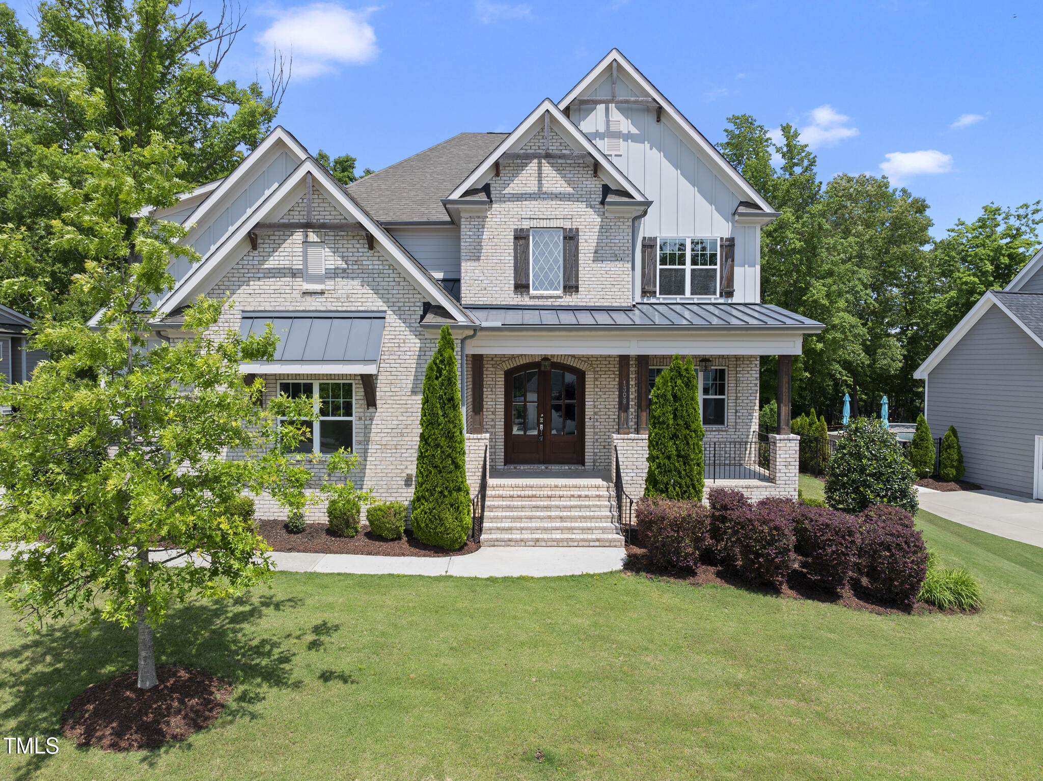 1308 Mackinaw Drive