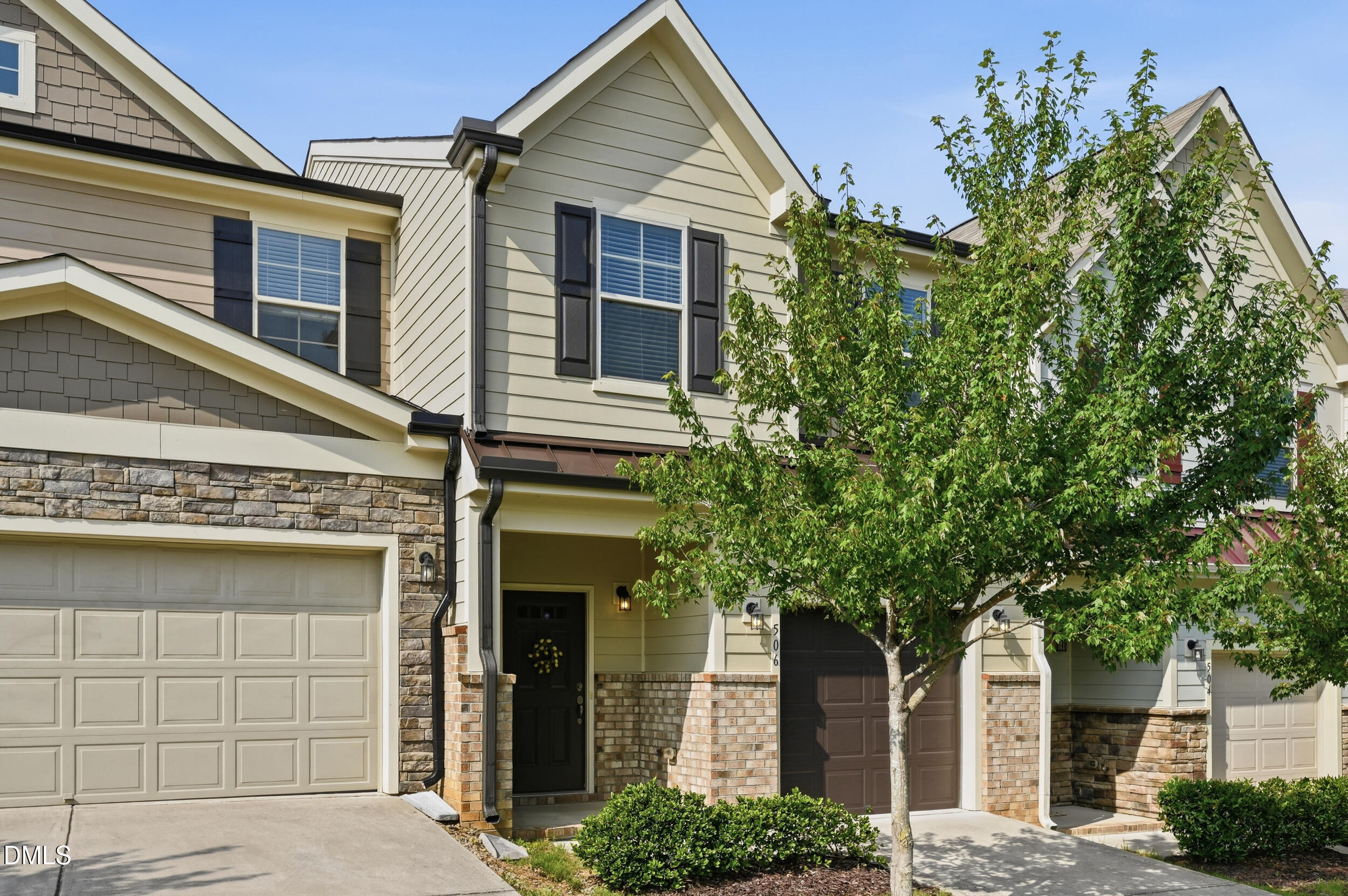 506 Oak Forest View Lane
