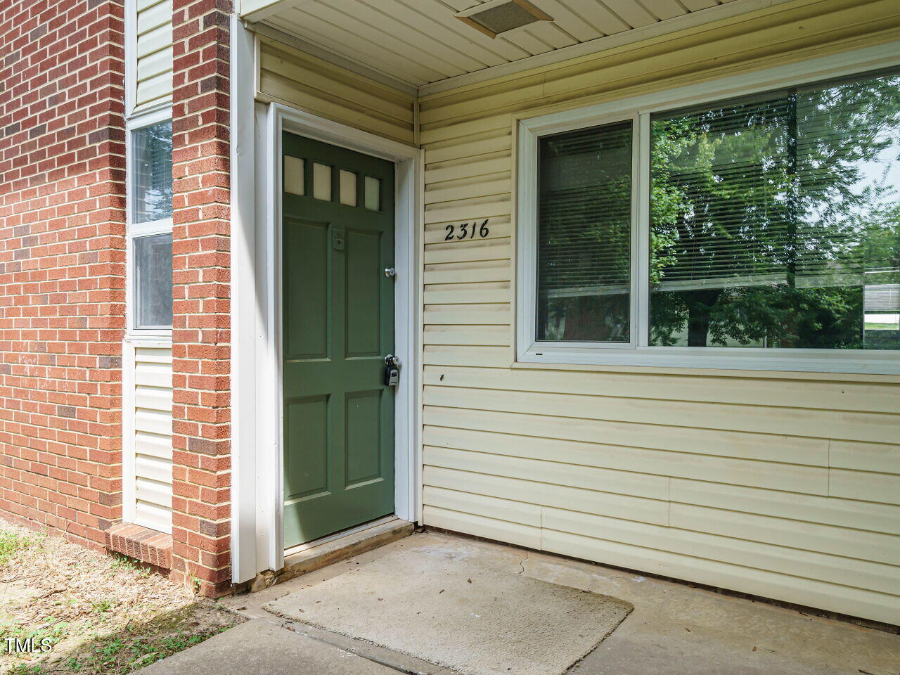2316 Champion Court