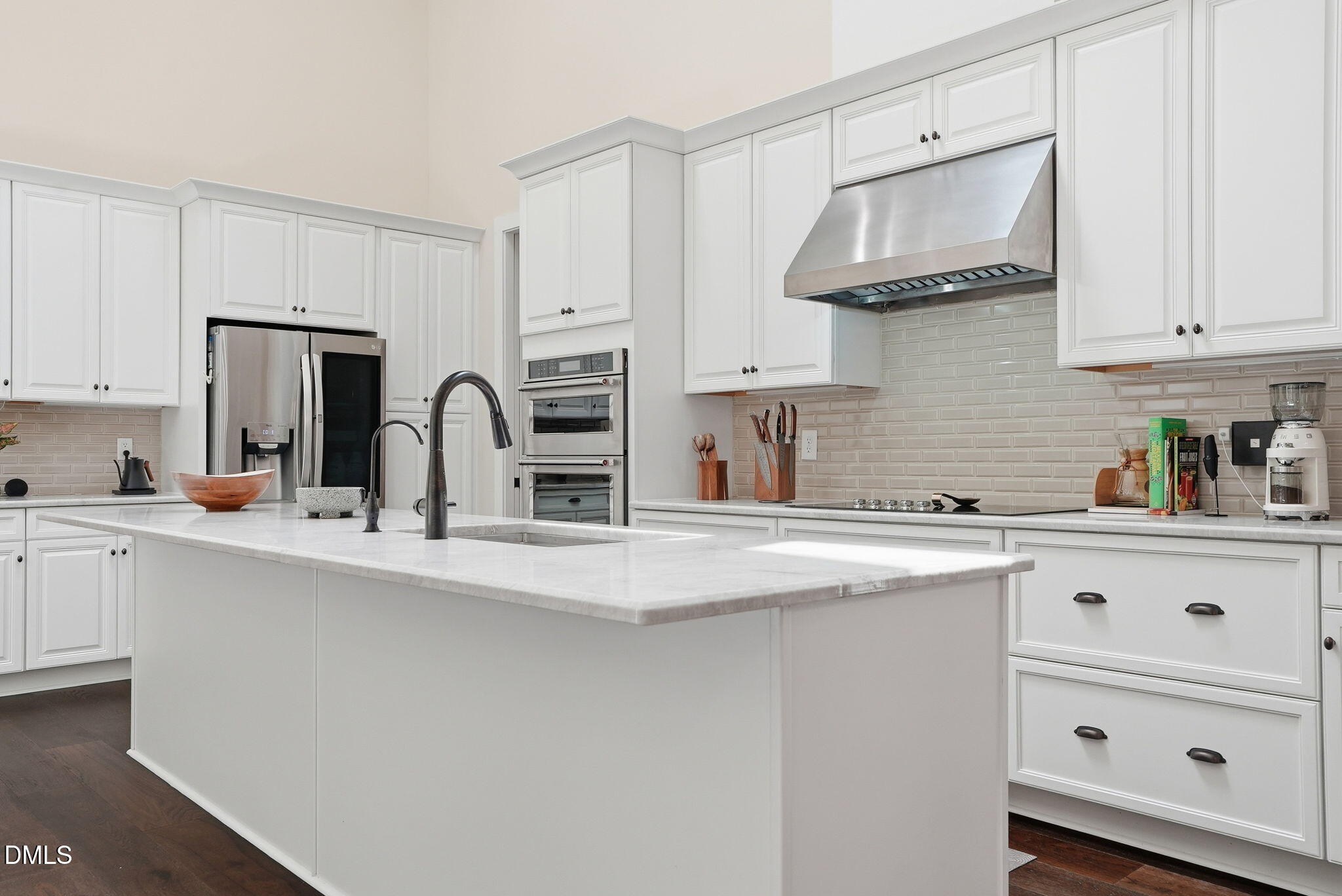 4628 Hibiscus Lane