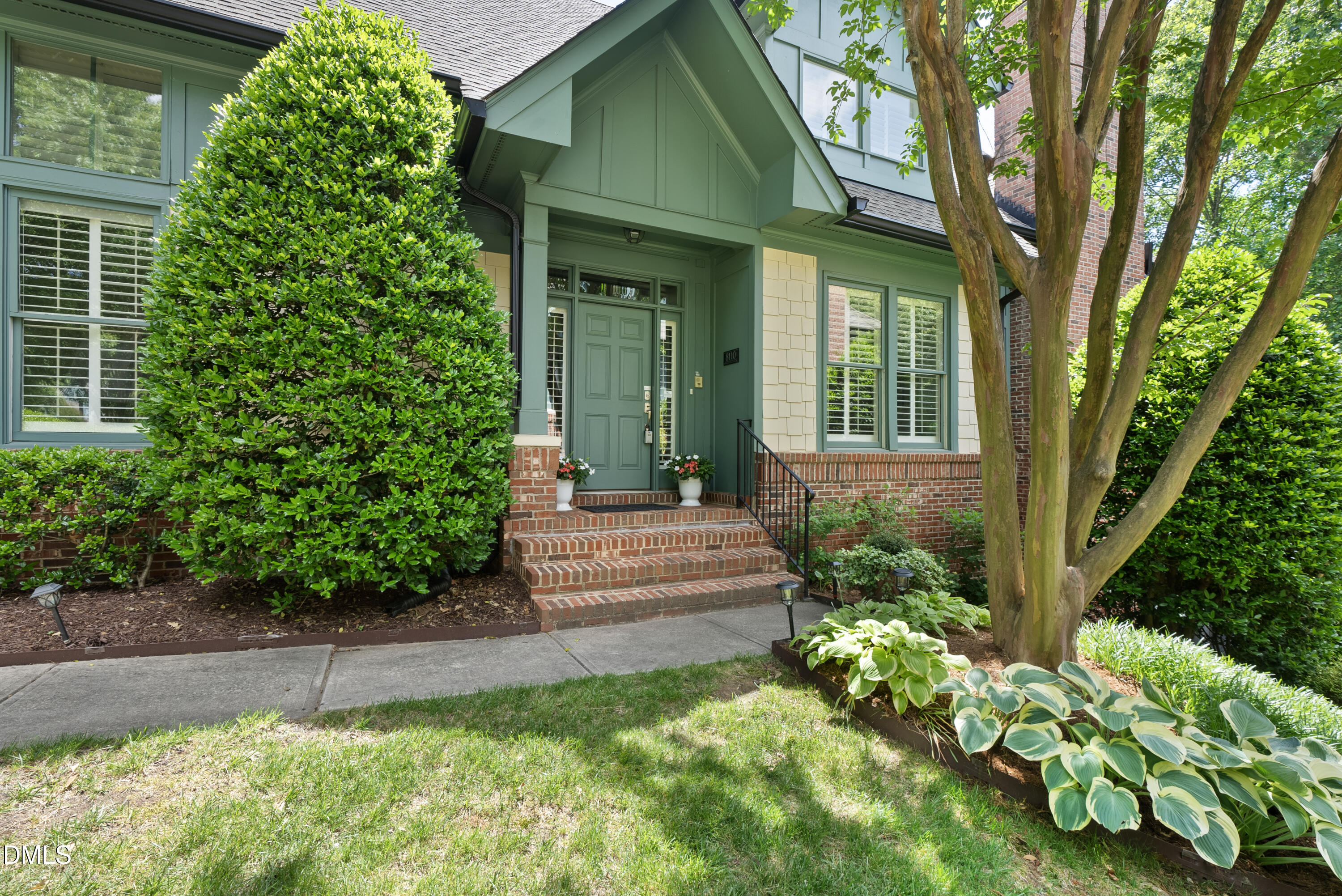 8110 Lloyd Allyns Way
