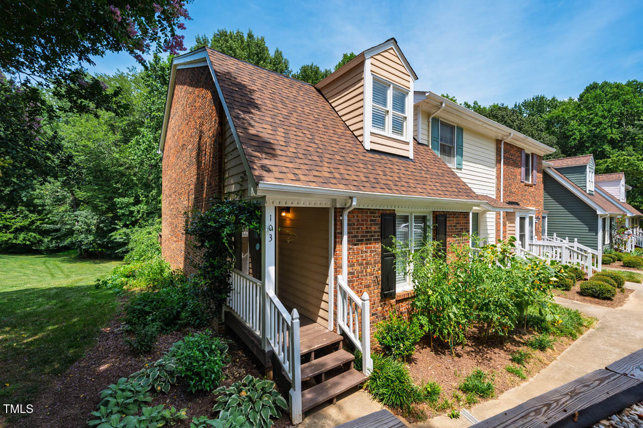103 Charter Court