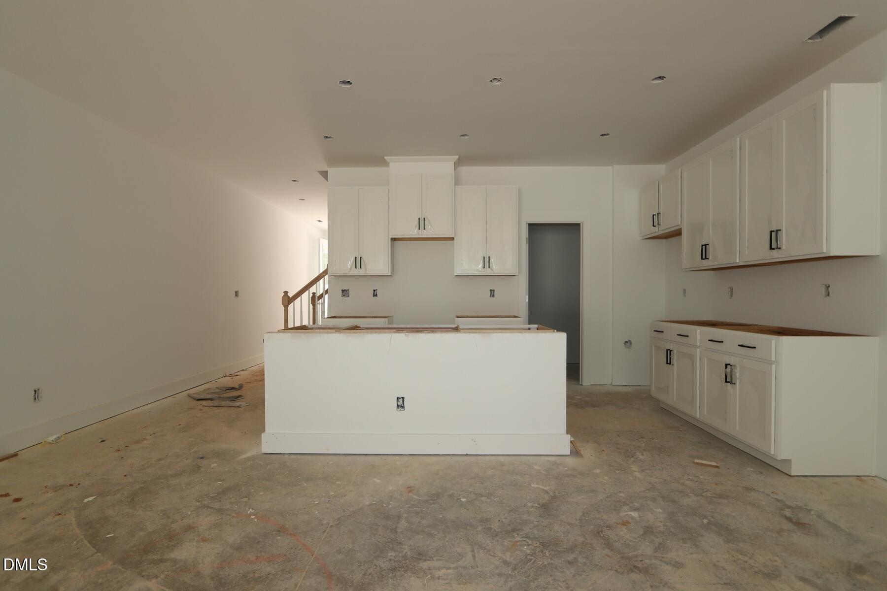 2928 Spring Manor Way