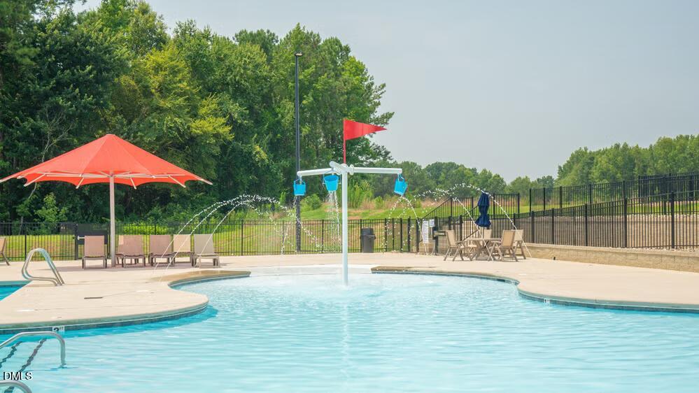 570 Barrington Row Avenue