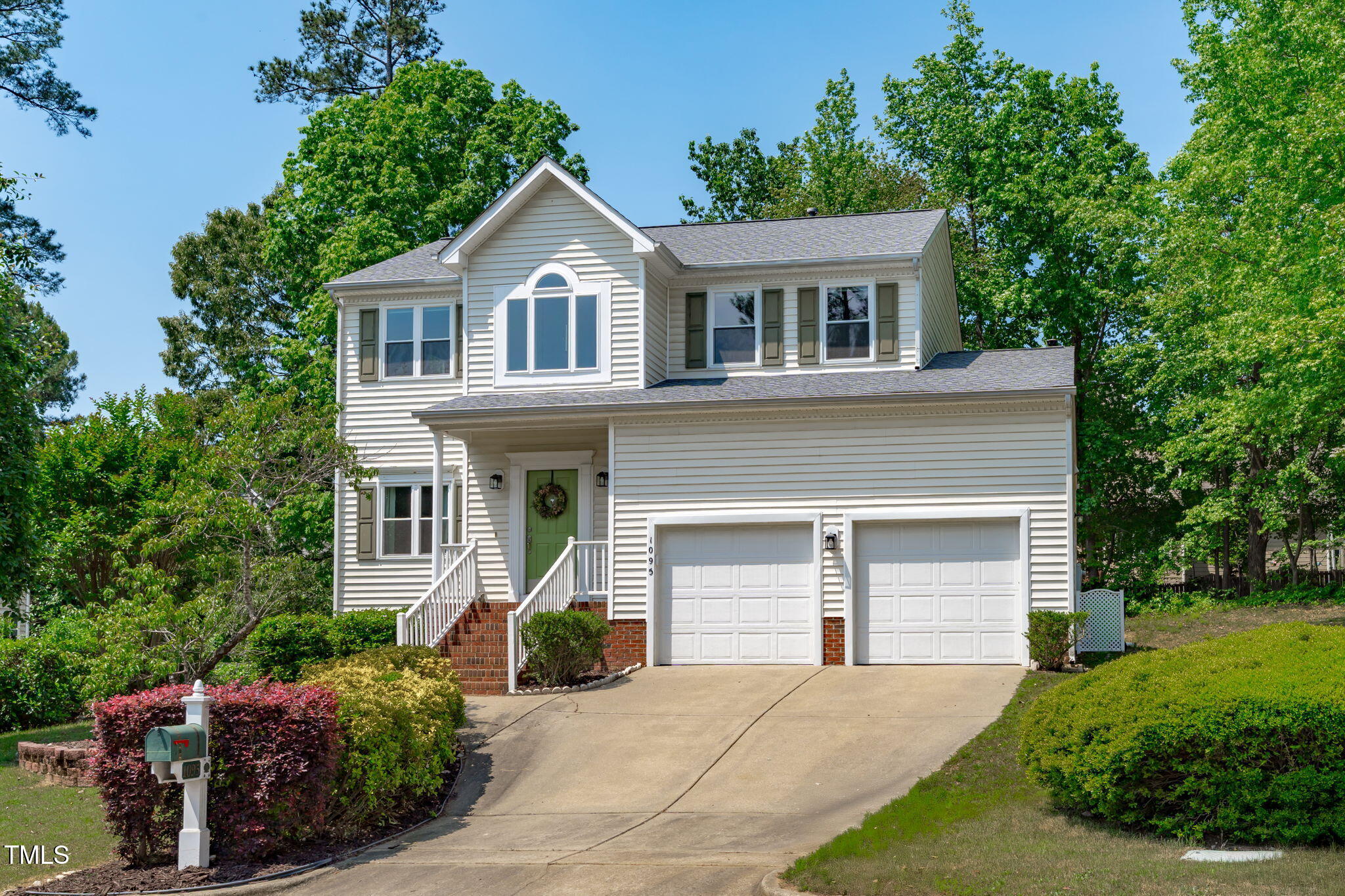 1095 Vauxhall Drive