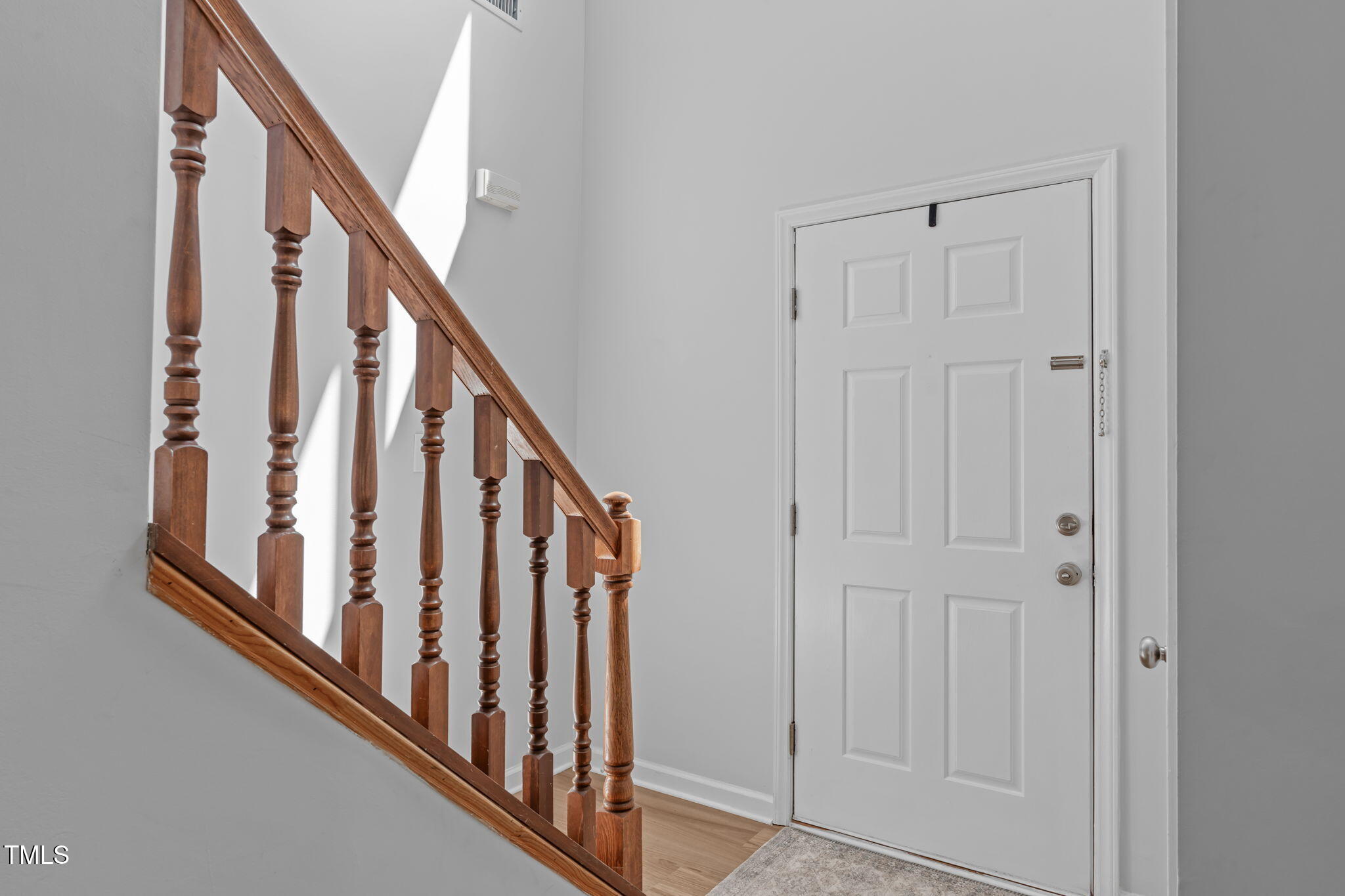 1095 Vauxhall Drive