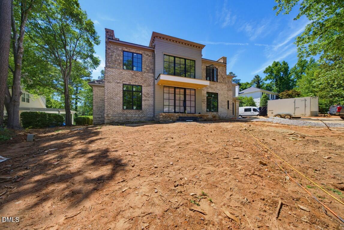 7136 North Ridge Drive