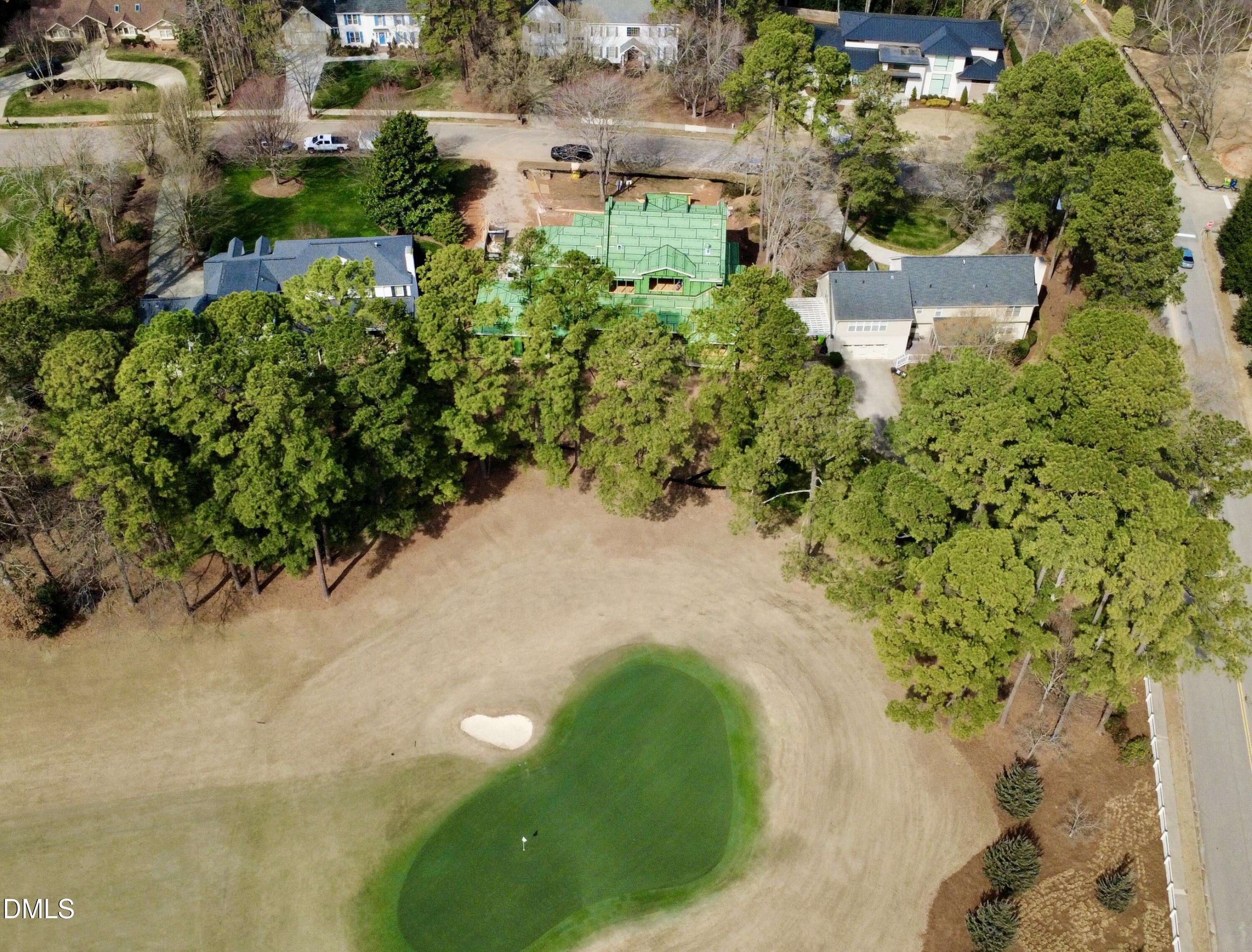 7136 North Ridge Drive