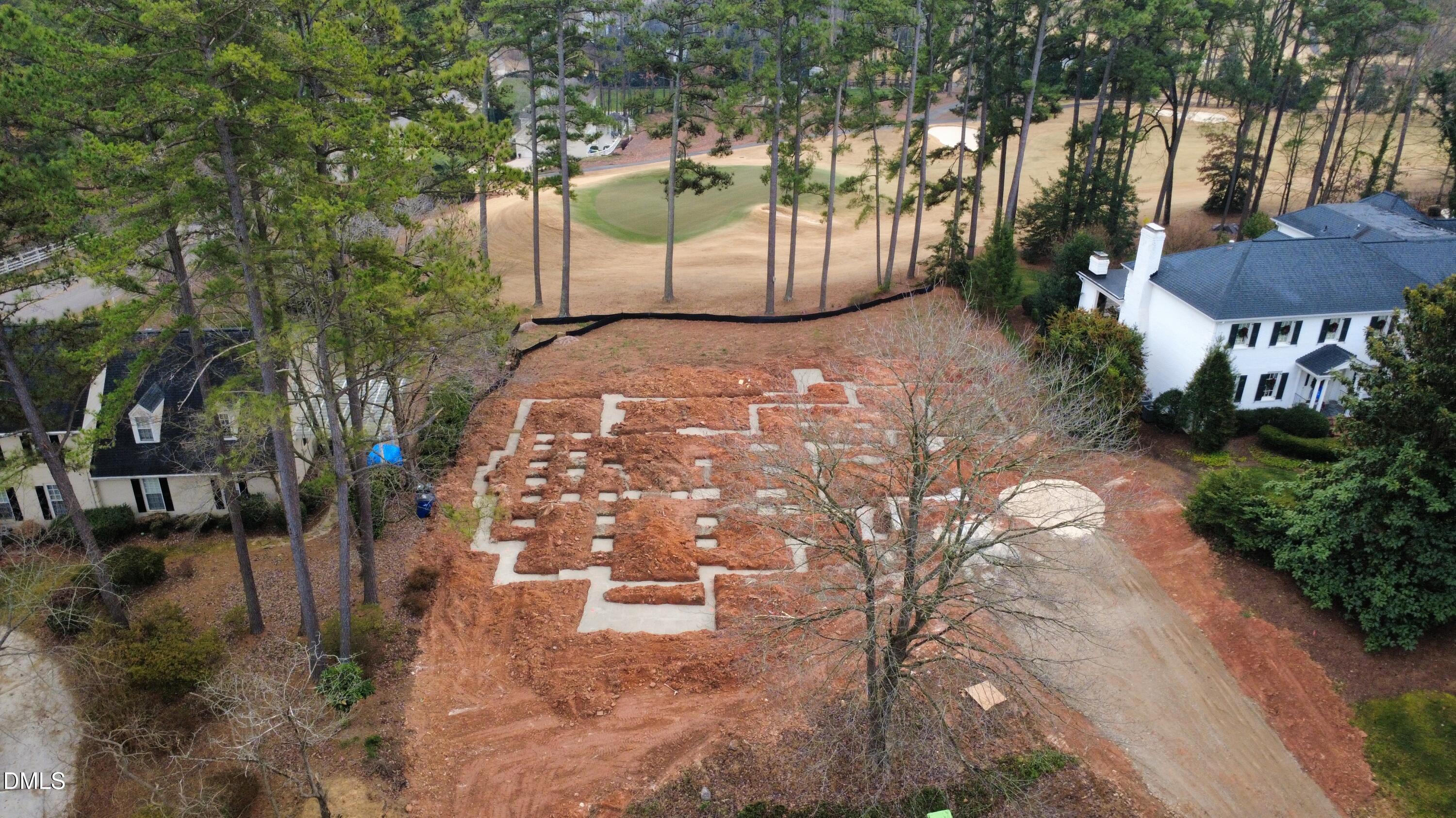 7136 North Ridge Drive