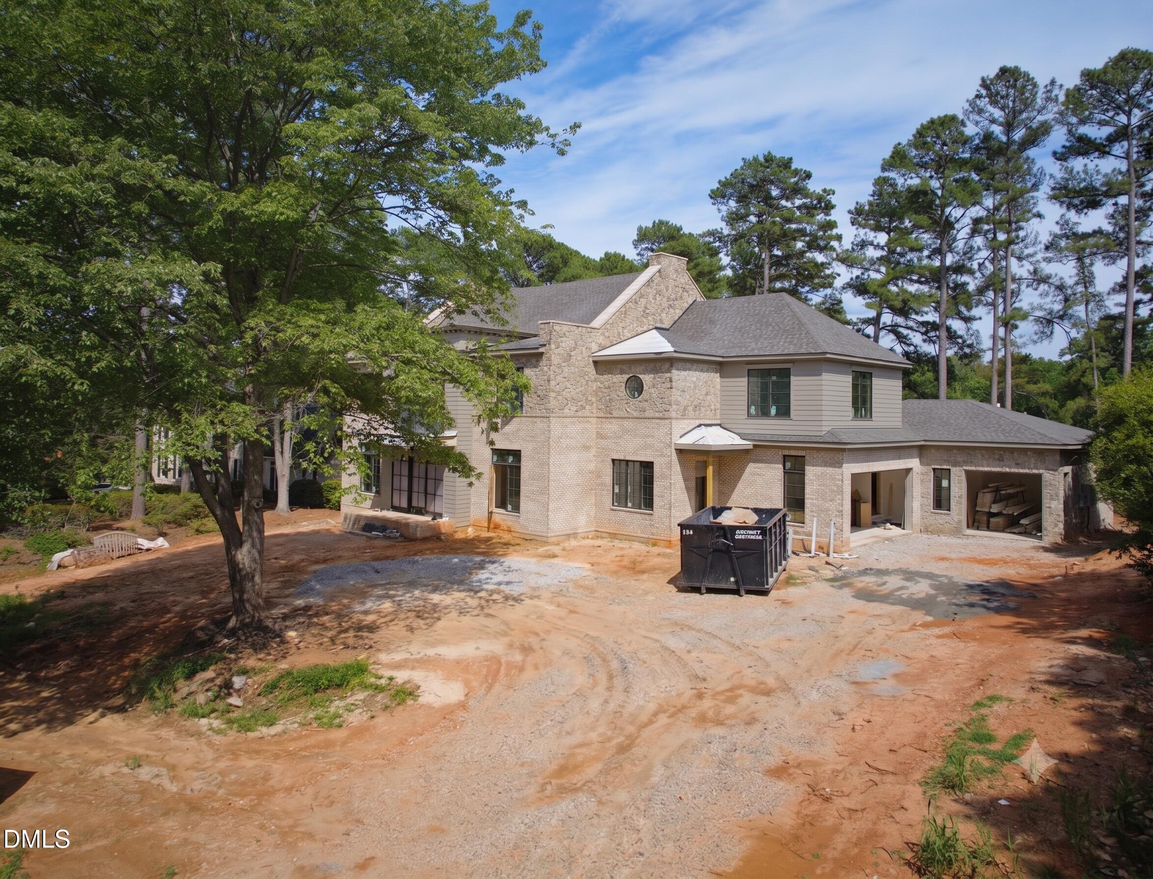 7136 North Ridge Drive