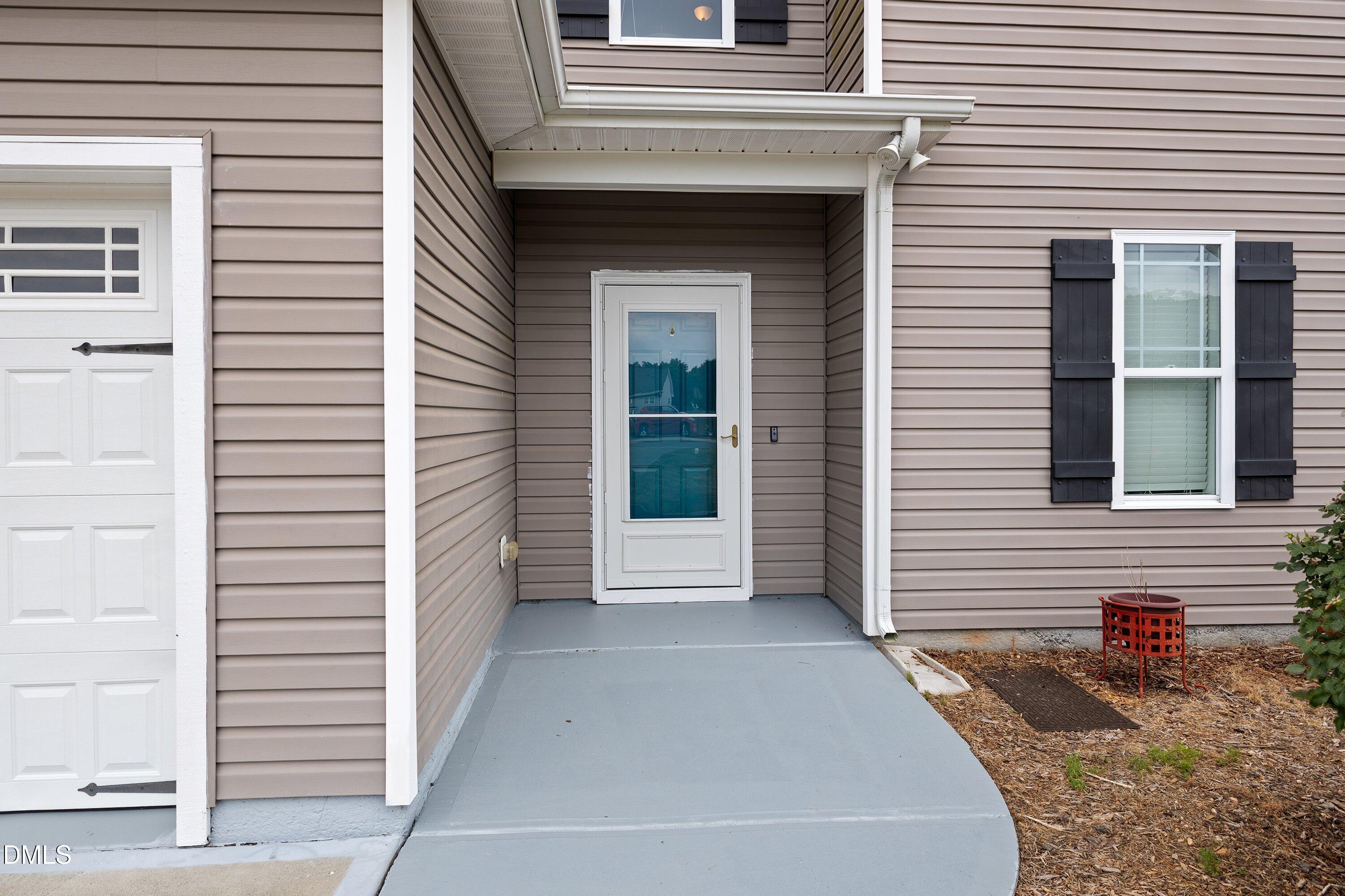 1518 Apple Blossom Circle