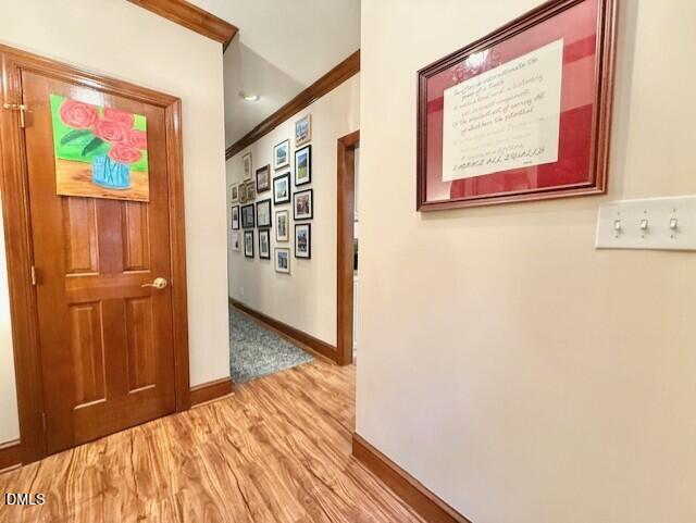 6844 Gloucester Road