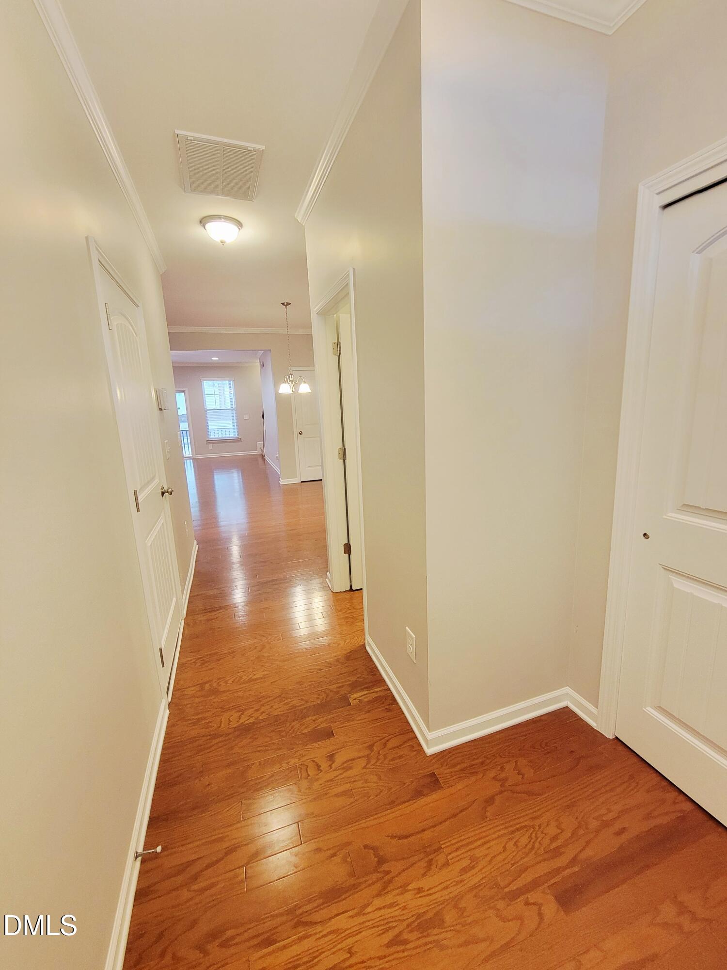 2425 Swans Rest Way