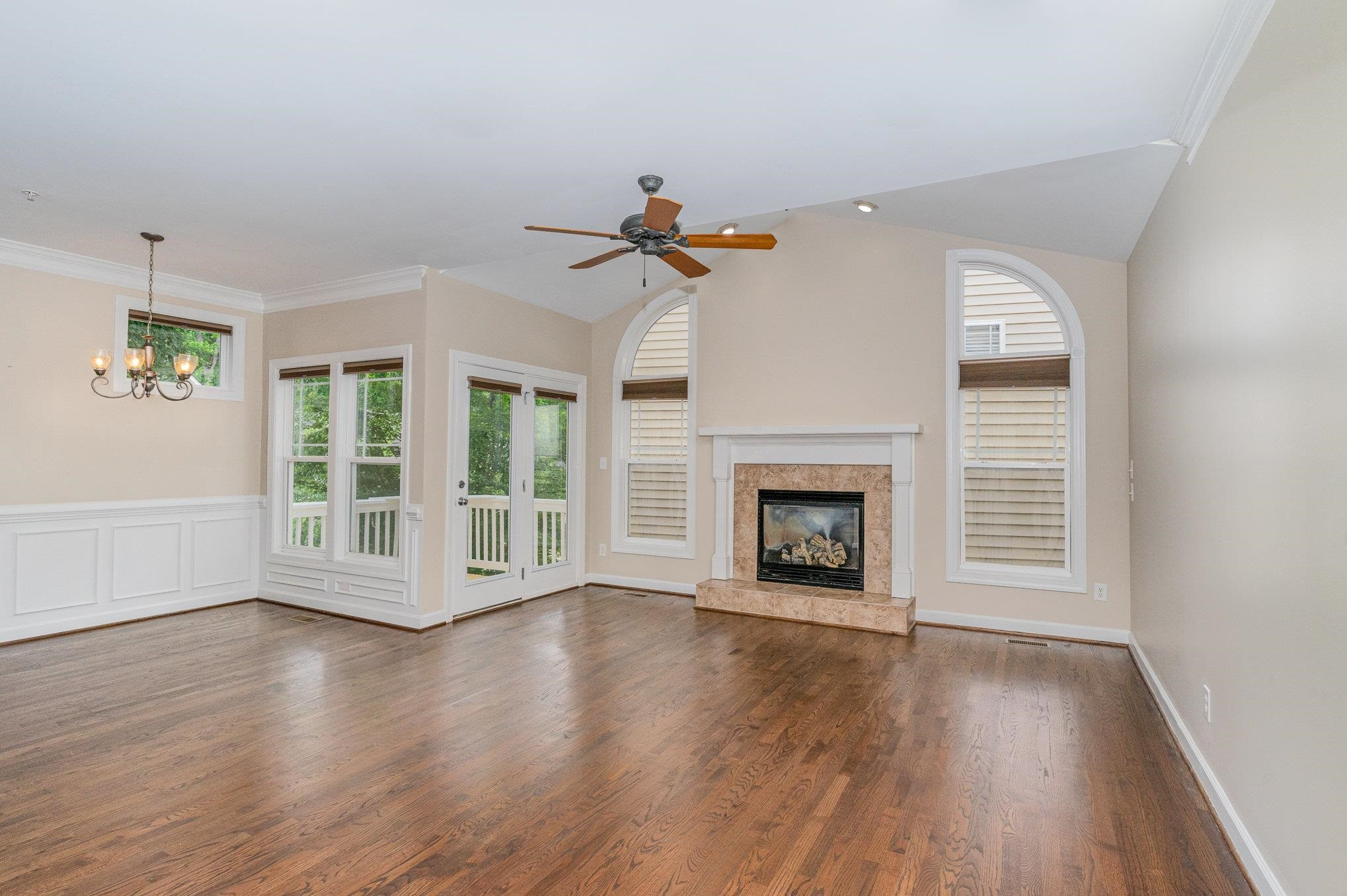 Photo 5 of 32 of 114 Primrose Lane townhome