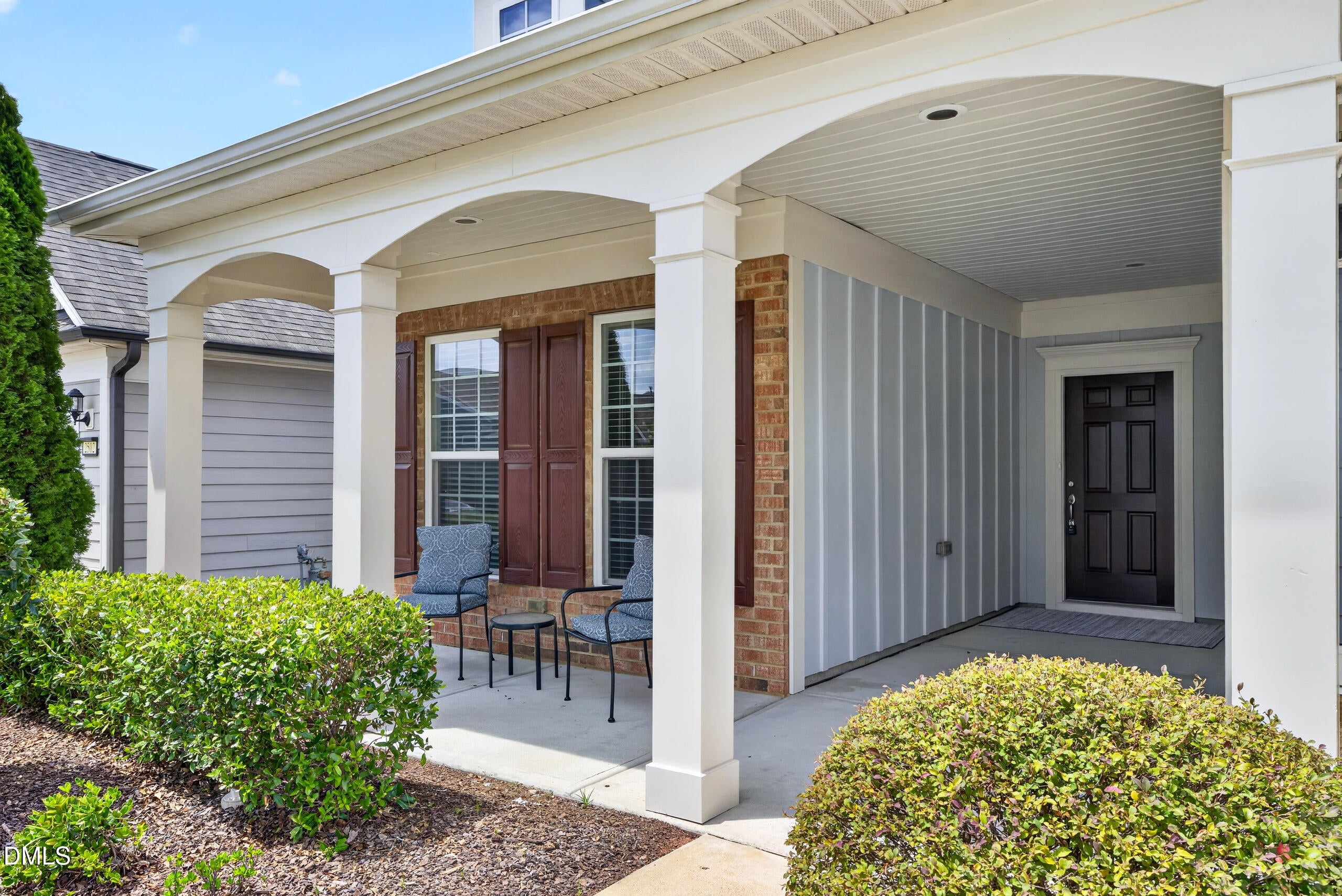 2414 Bloomsbury Manor Drive