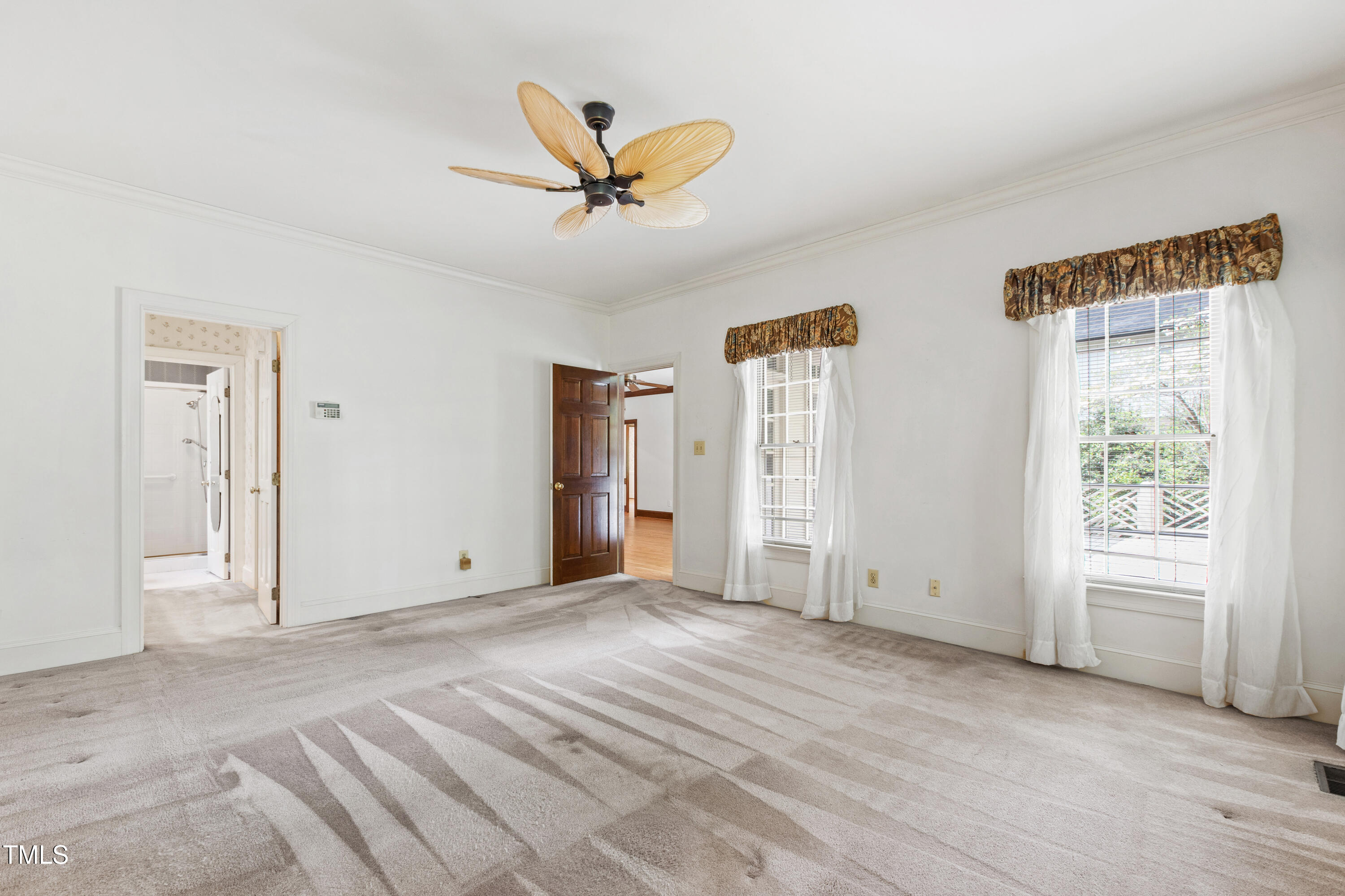 Raleigh, North Carolina 27612, United States, 4 Bedrooms Bedrooms, ,4 BathroomsBathrooms,Residential,Active,109105