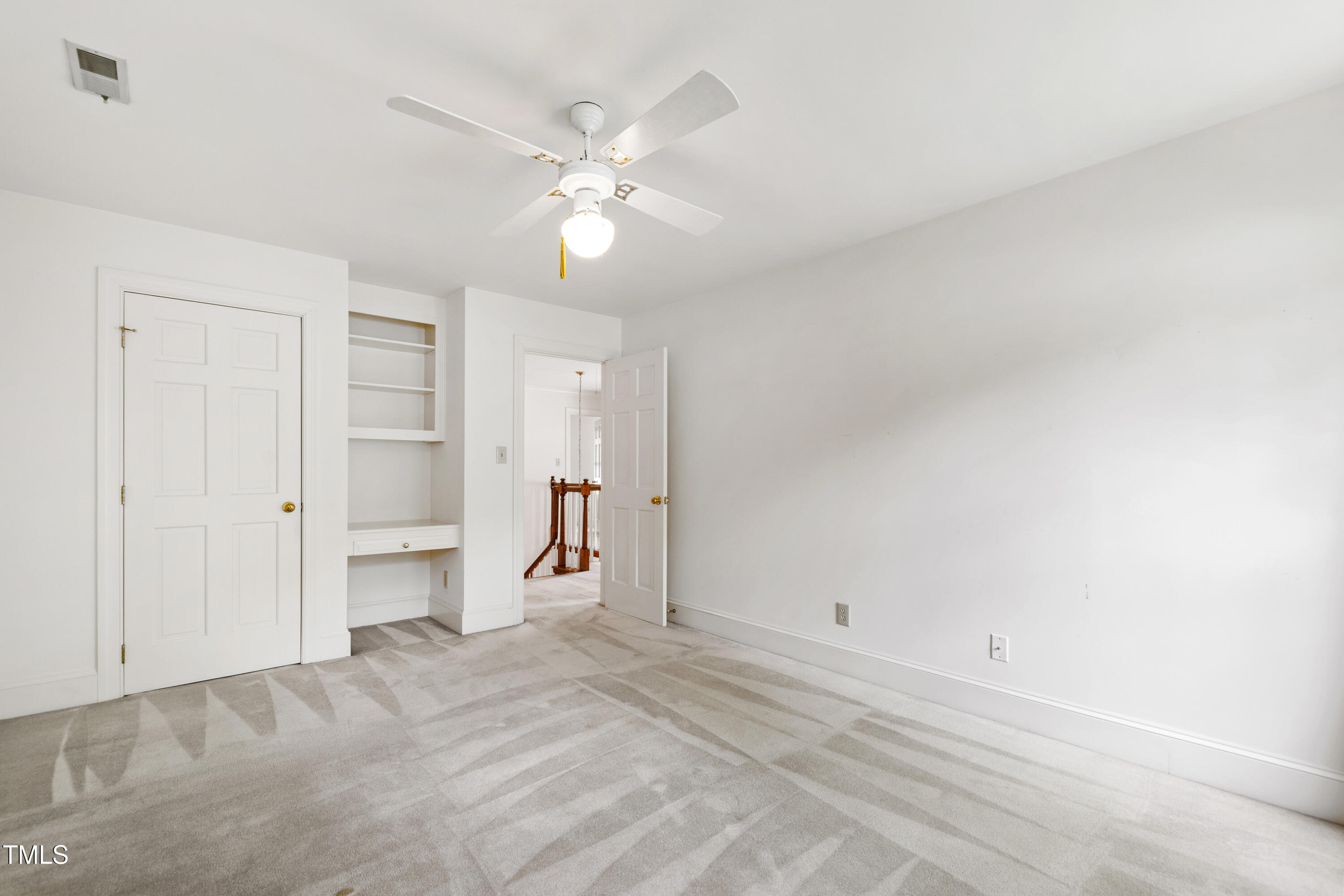 Raleigh, North Carolina 27612, United States, 4 Bedrooms Bedrooms, ,4 BathroomsBathrooms,Residential,Active,109105