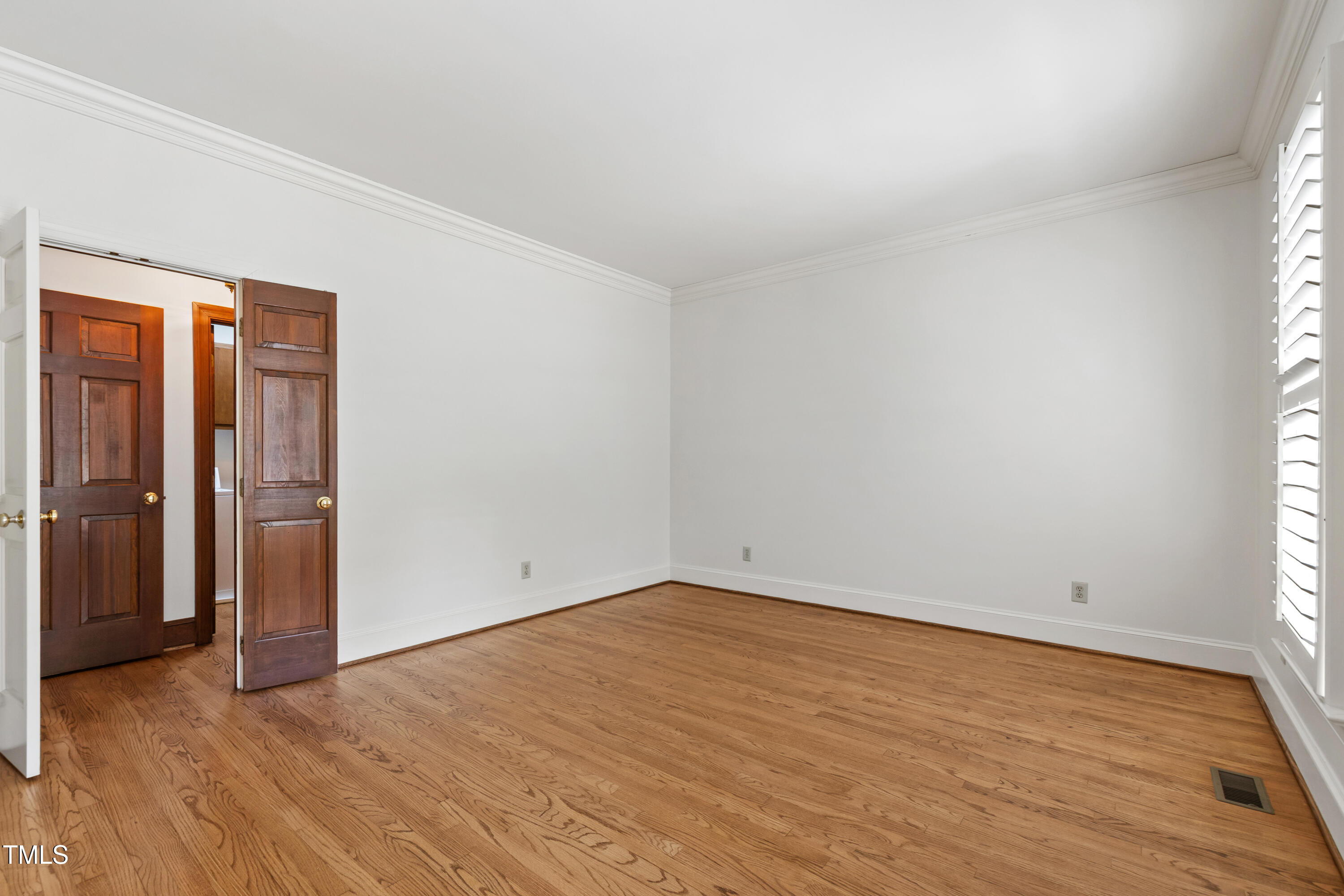 Raleigh, North Carolina 27612, United States, 4 Bedrooms Bedrooms, ,4 BathroomsBathrooms,Residential,Active,109105