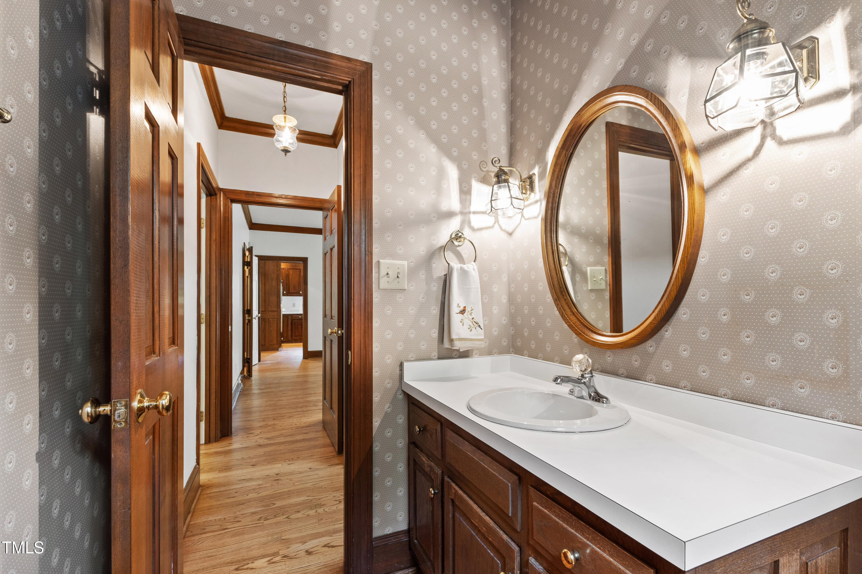 Raleigh, North Carolina 27612, United States, 4 Bedrooms Bedrooms, ,4 BathroomsBathrooms,Residential,Active,109105