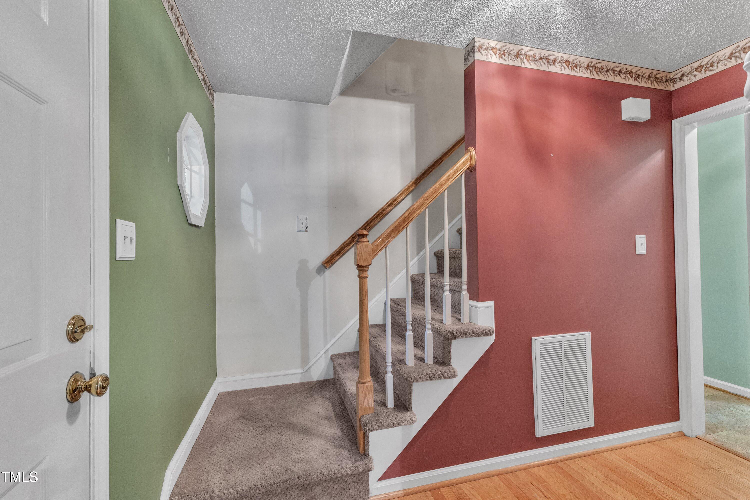 105 Trailwood Court