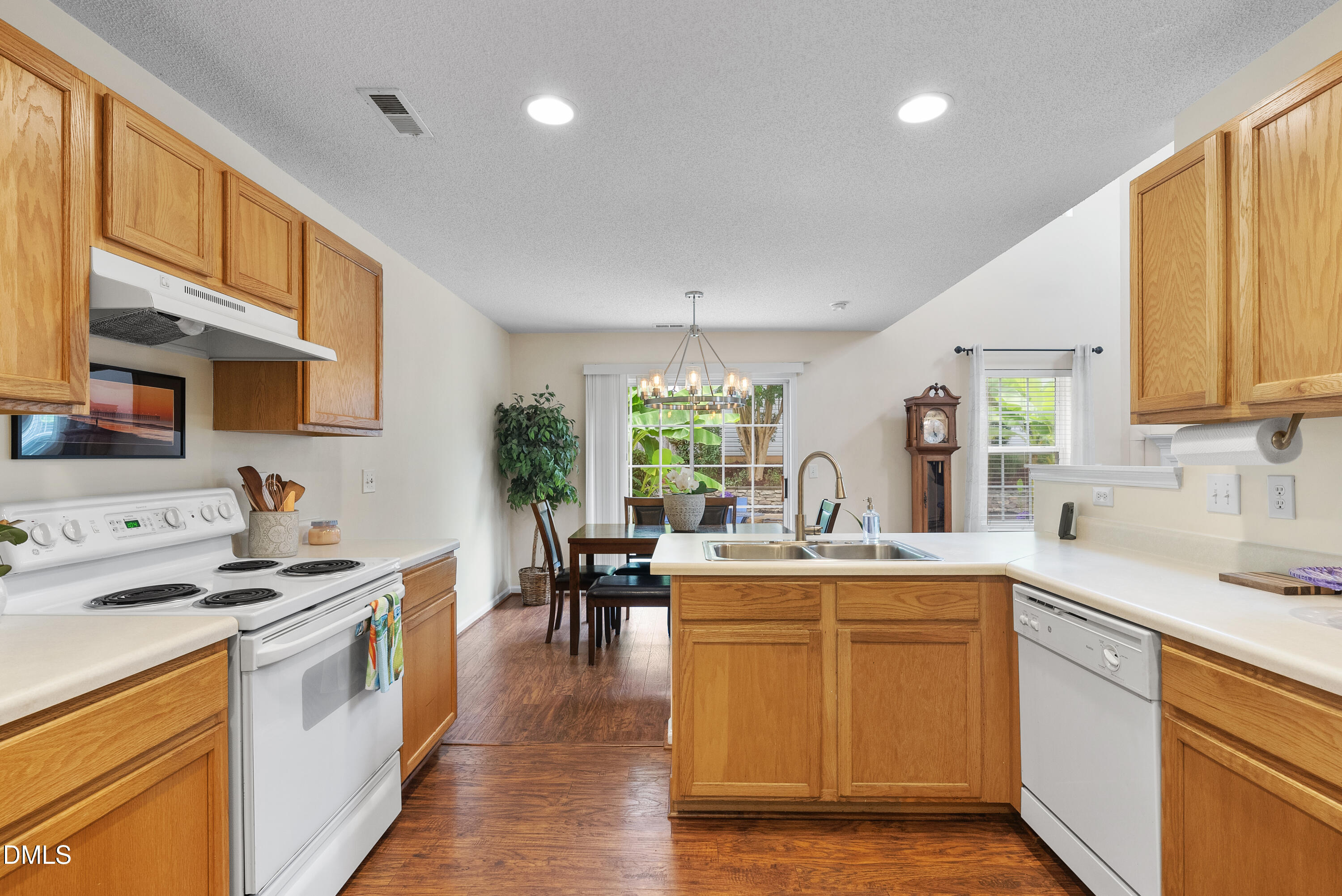 1204 Meadow Moss Court