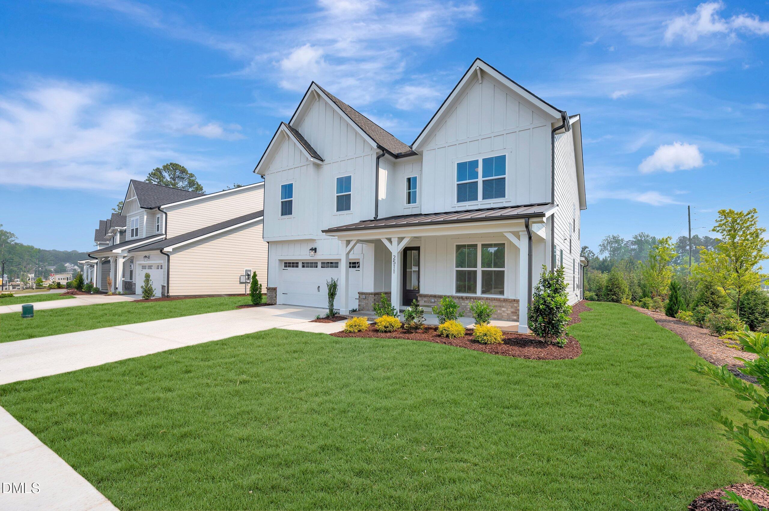 2511 Vetrina Way