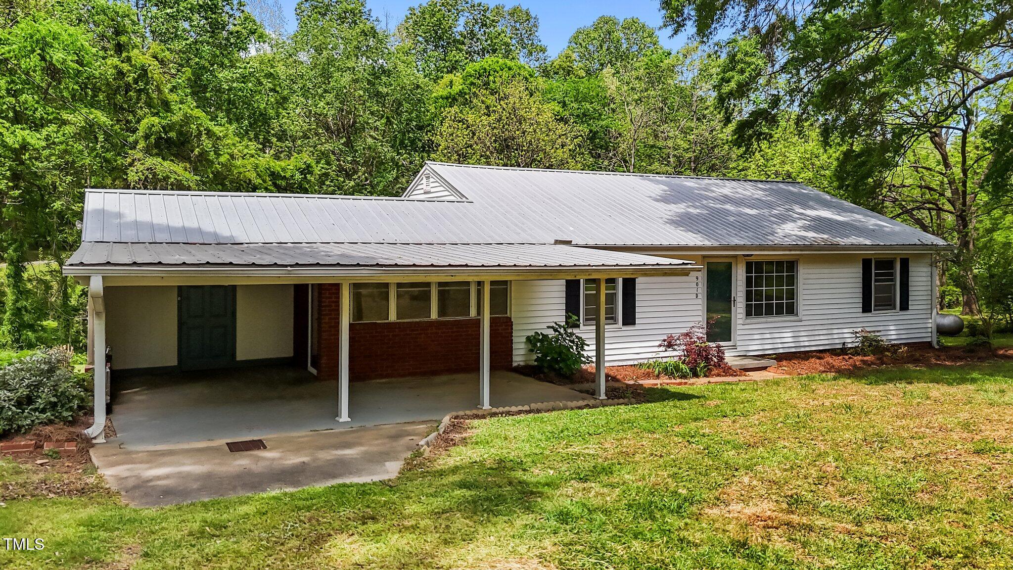 901d Gibson Road