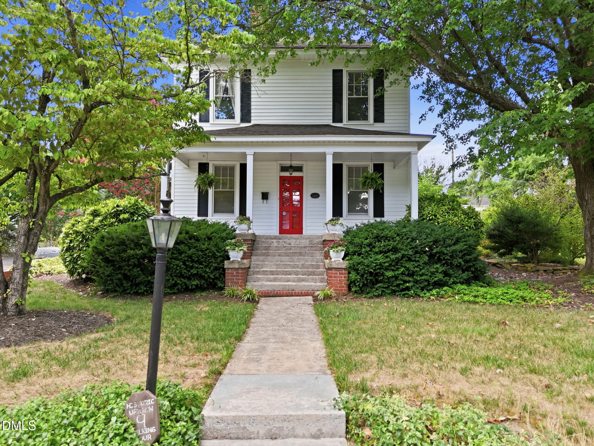 211 Barnette Avenue