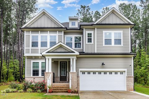 25 Cackling Way Zebulon NC 27597
