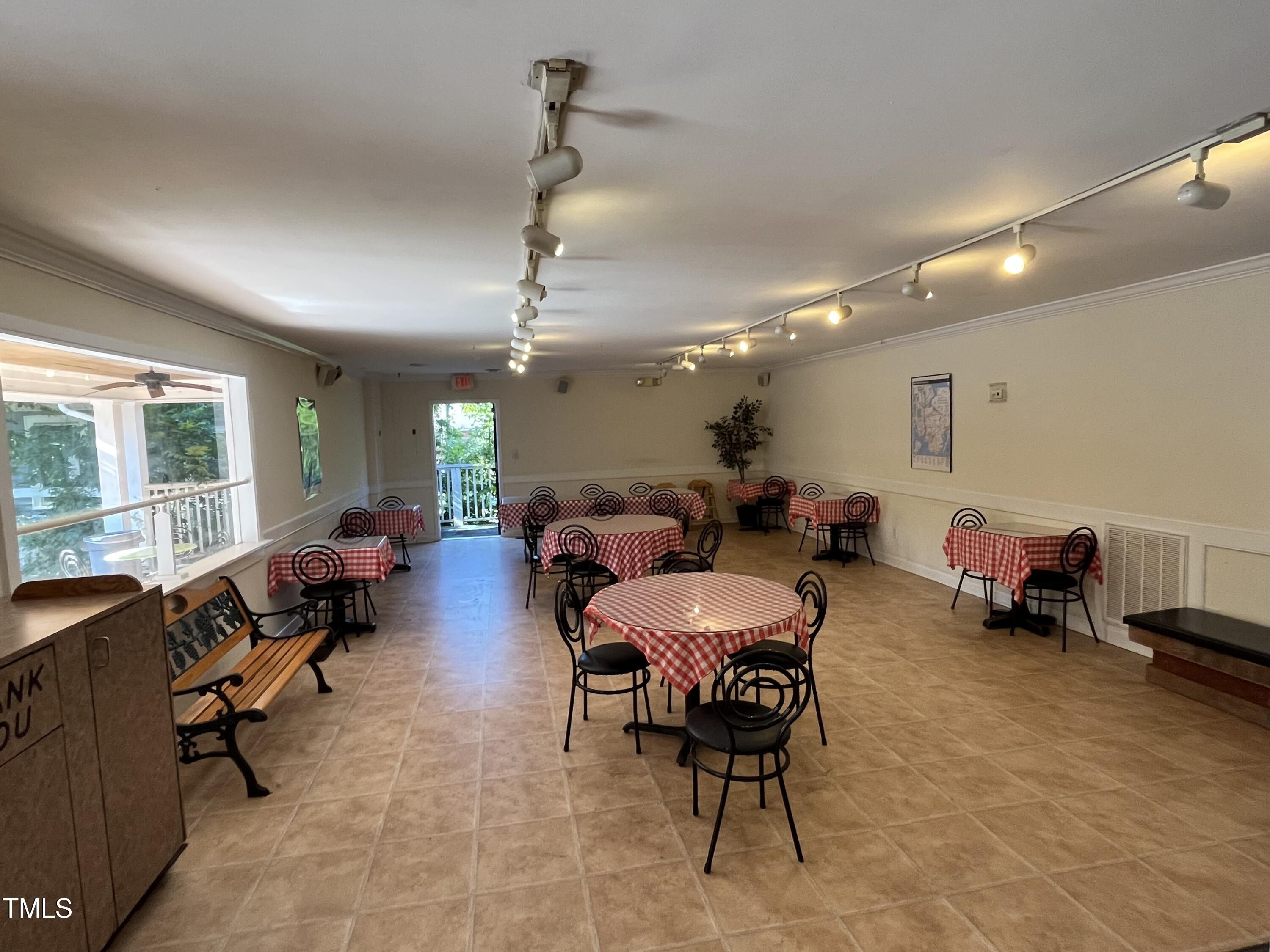 2300 Chapel Hill Road