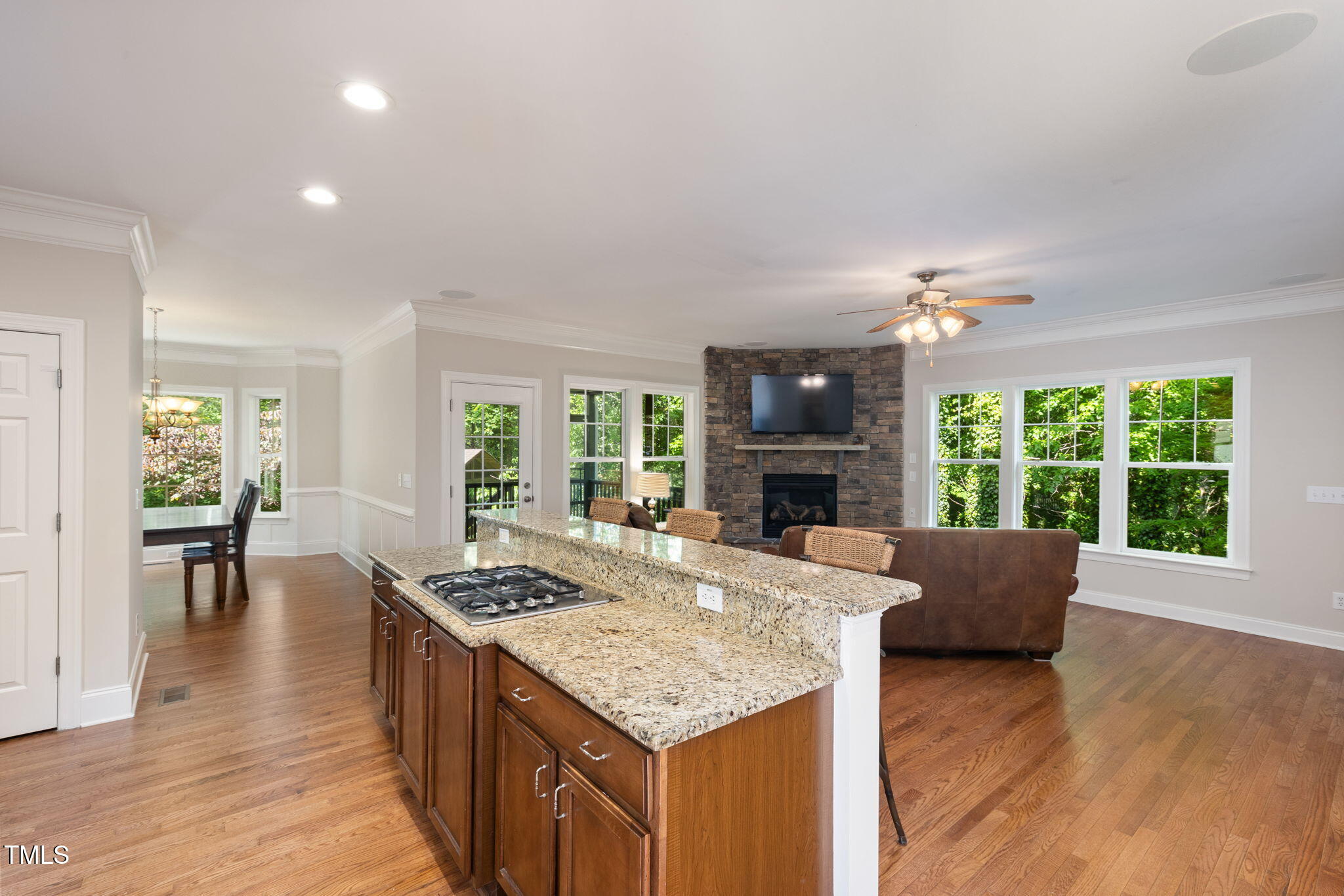 3612 Carriage Drive