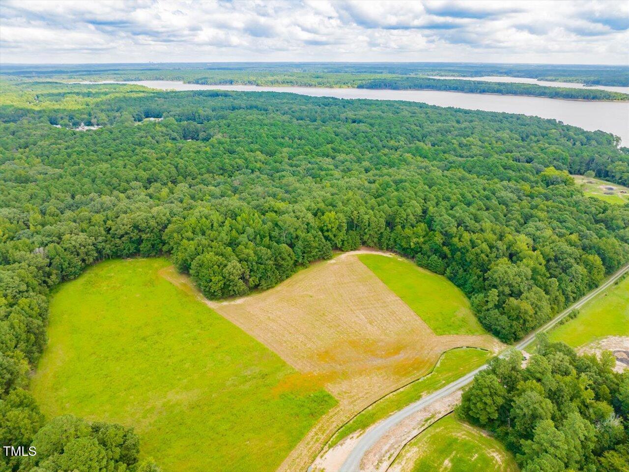 165 Lakeside Drive