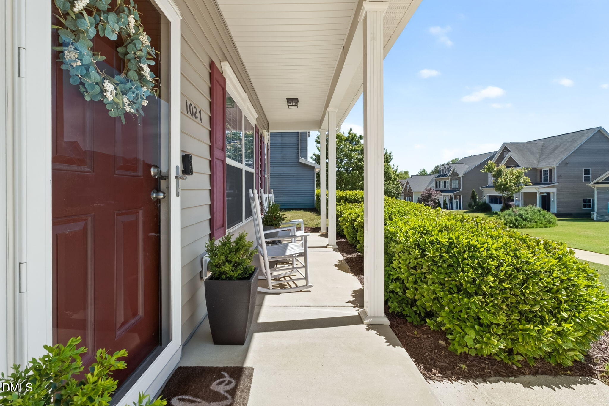 1027 Bridlemine Drive