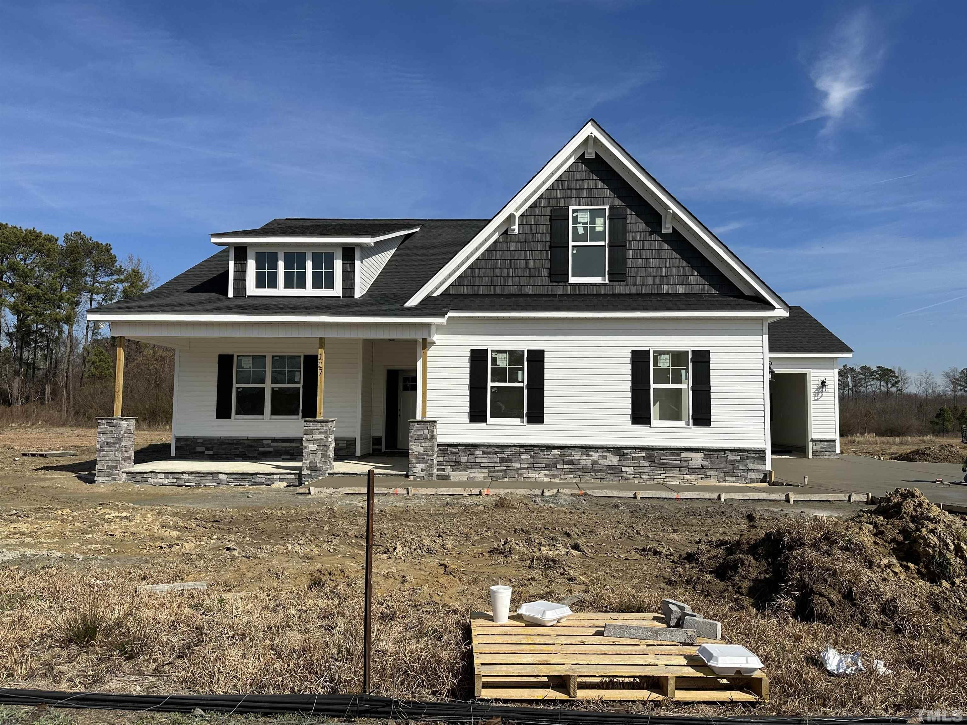 Photo 4 of 11 of 107 Jackson Pond Drive house