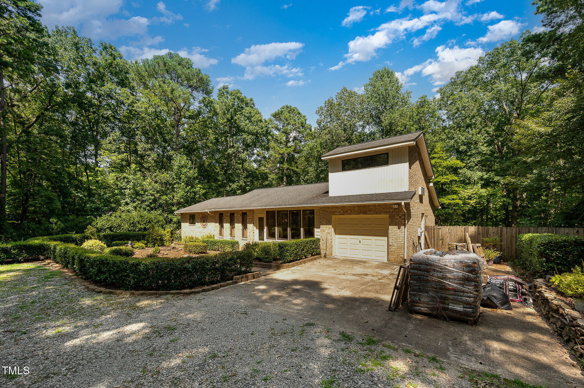 1150 Rollins Mill Road