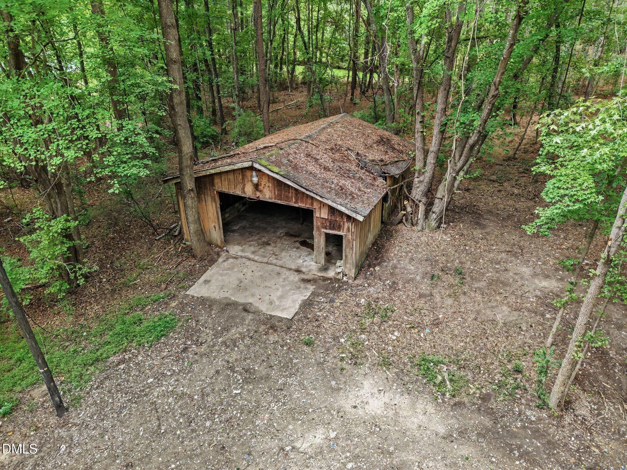 1009 Winding Creek Road