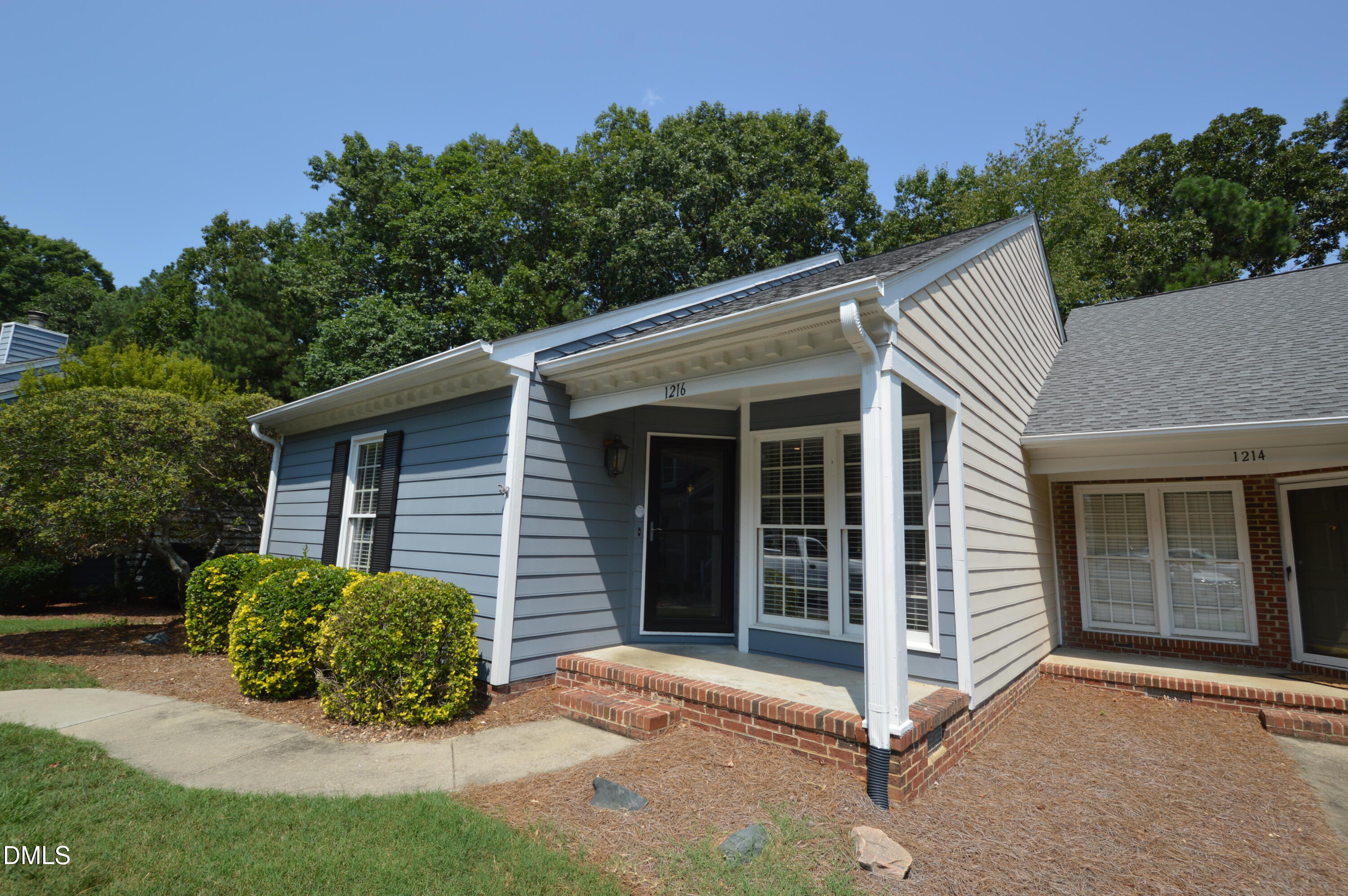 1216 Deptford Court