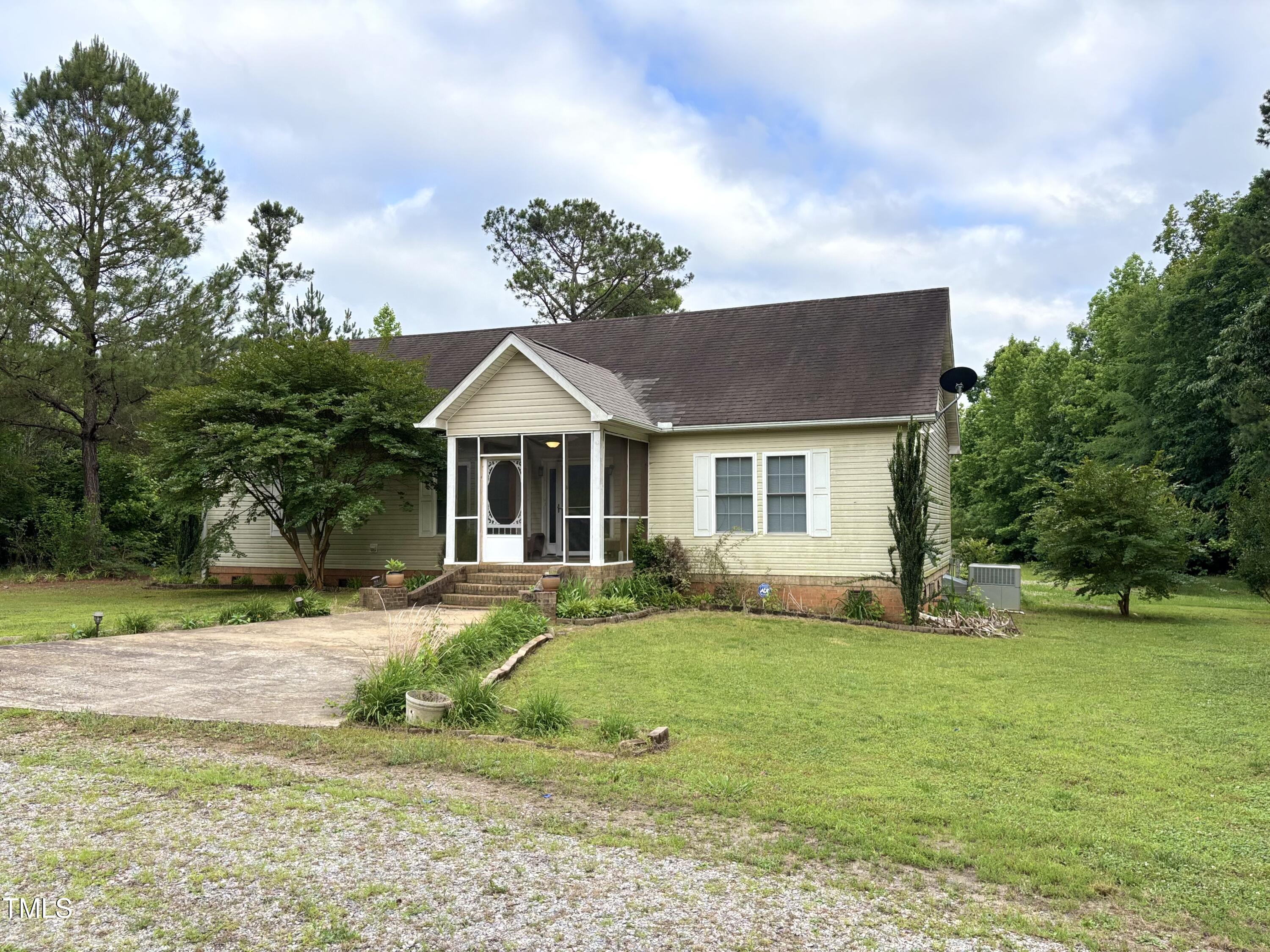 702 Ernest Turner Road