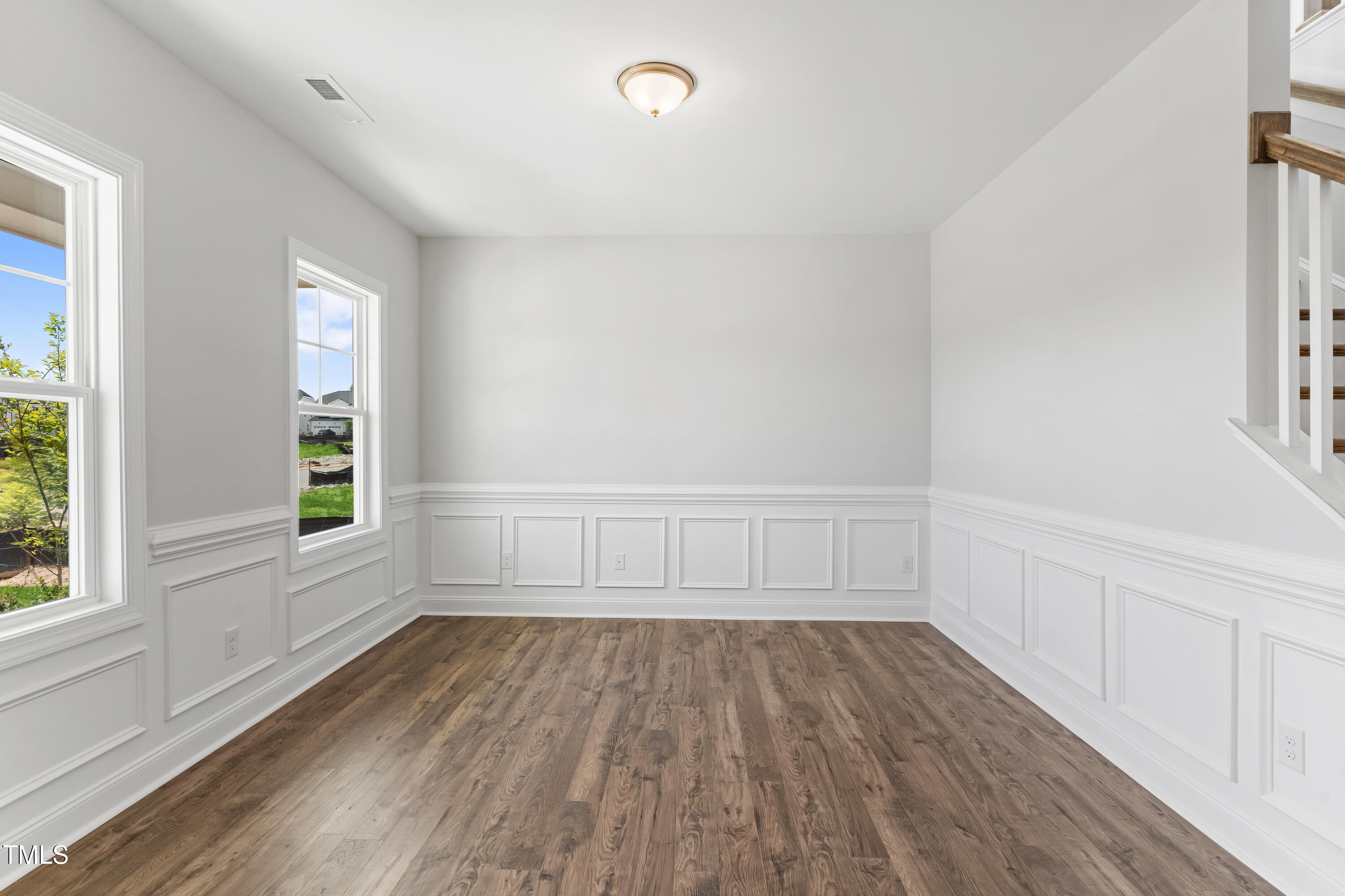 741 Aristocrat Lane