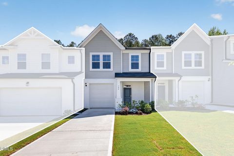 584 Barrington Row Avenue Zebulon NC 27597