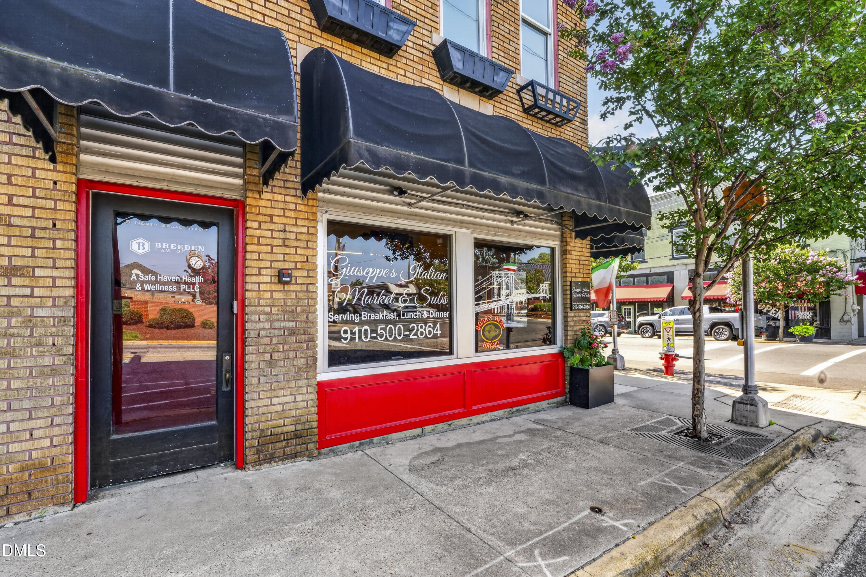 8 N Broad Street E