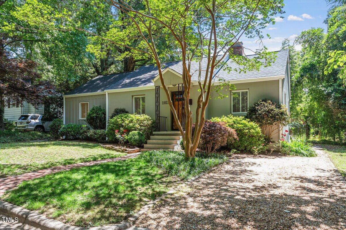 2823 Fowler Avenue